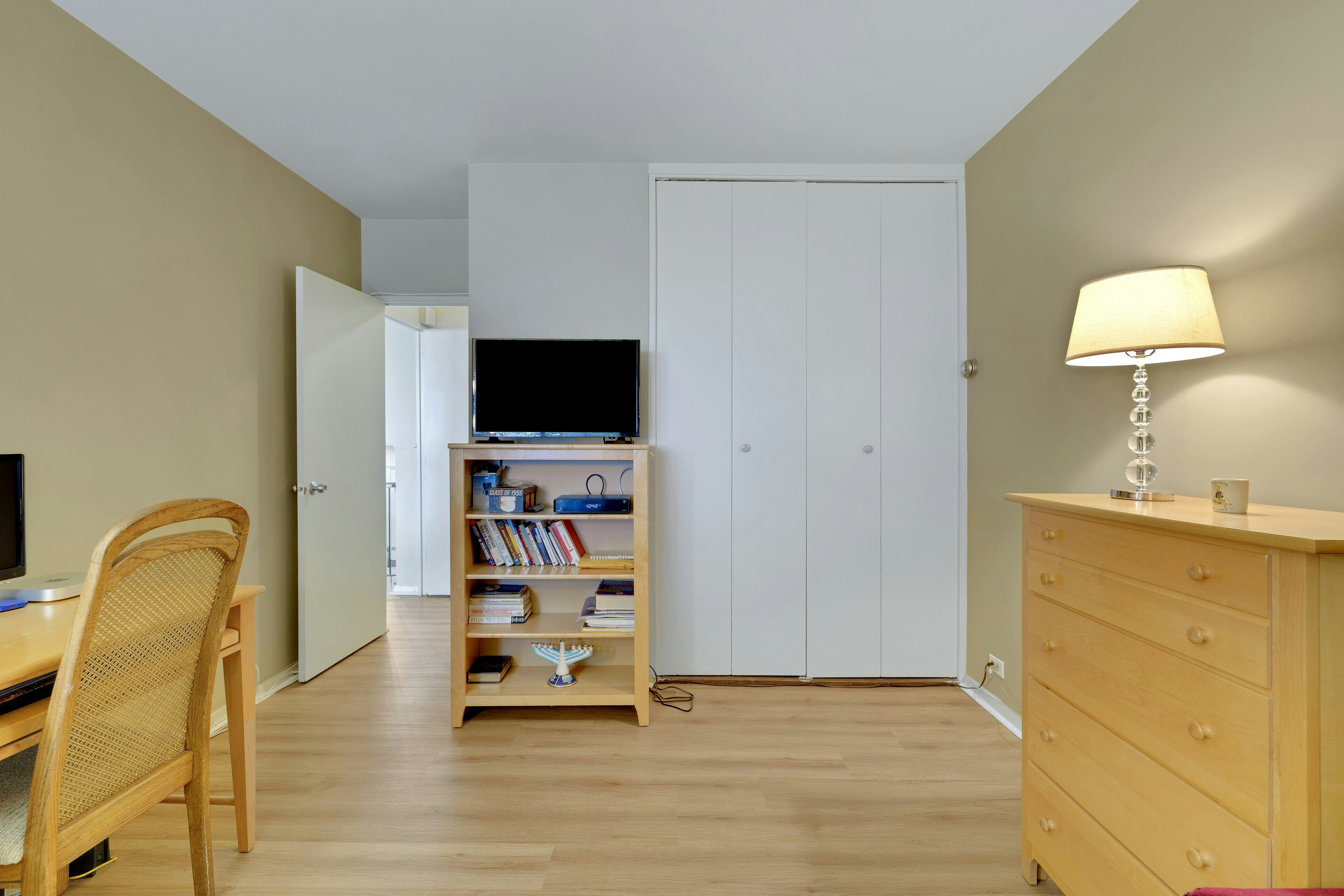 1 Horizon Road #408