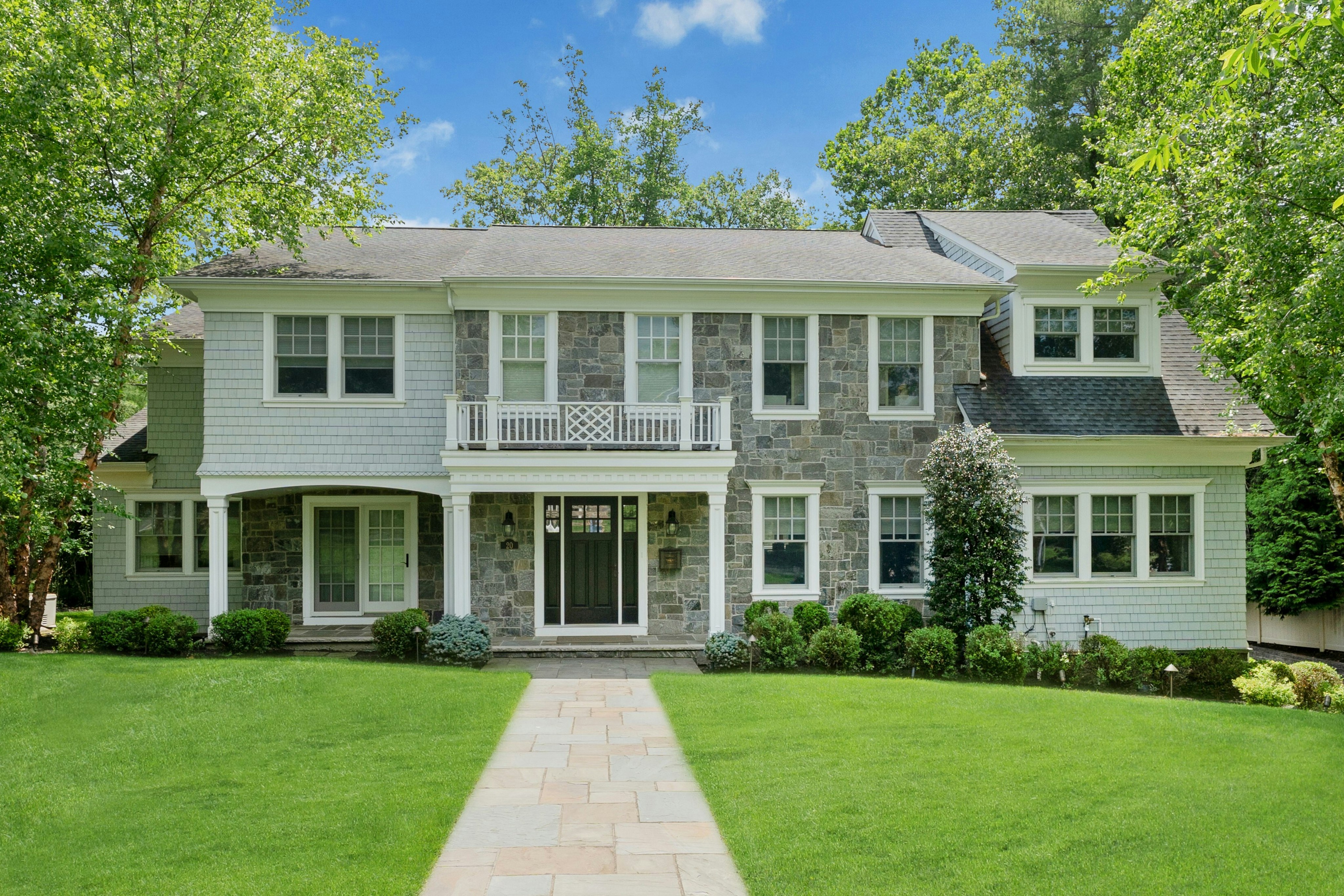 20 Sylvan Way 