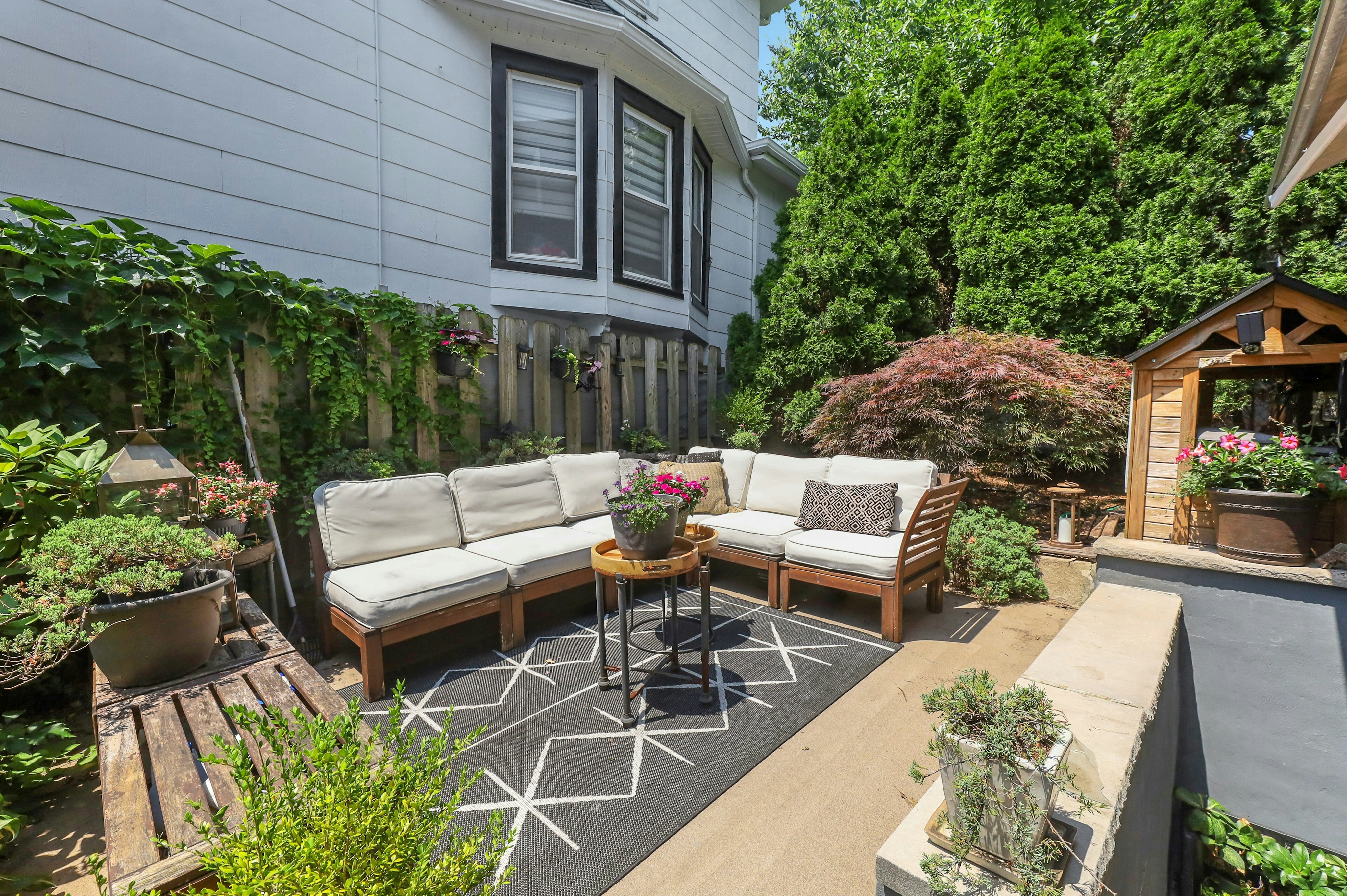 27 73rd Street 