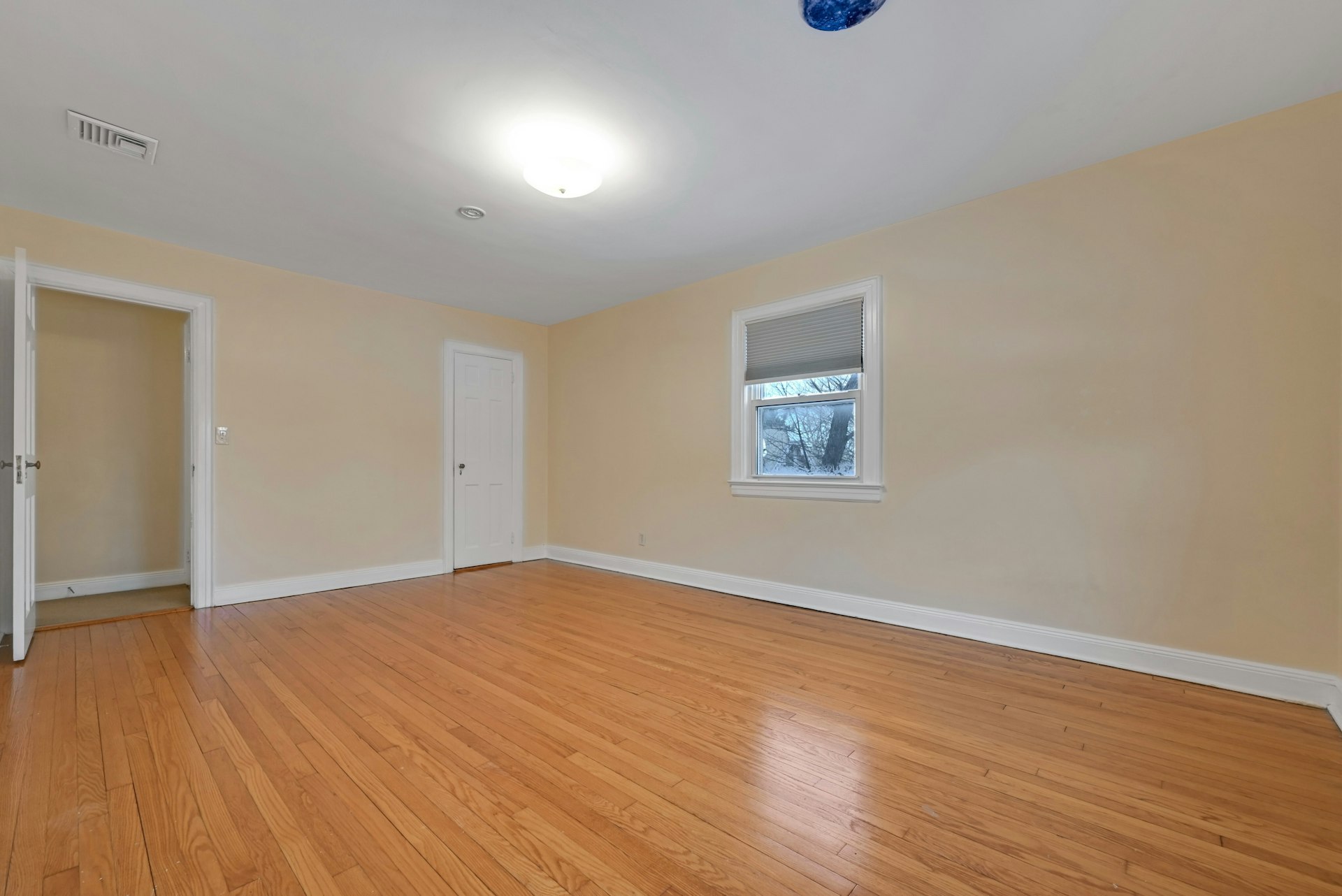 40 Clinton Avenue 