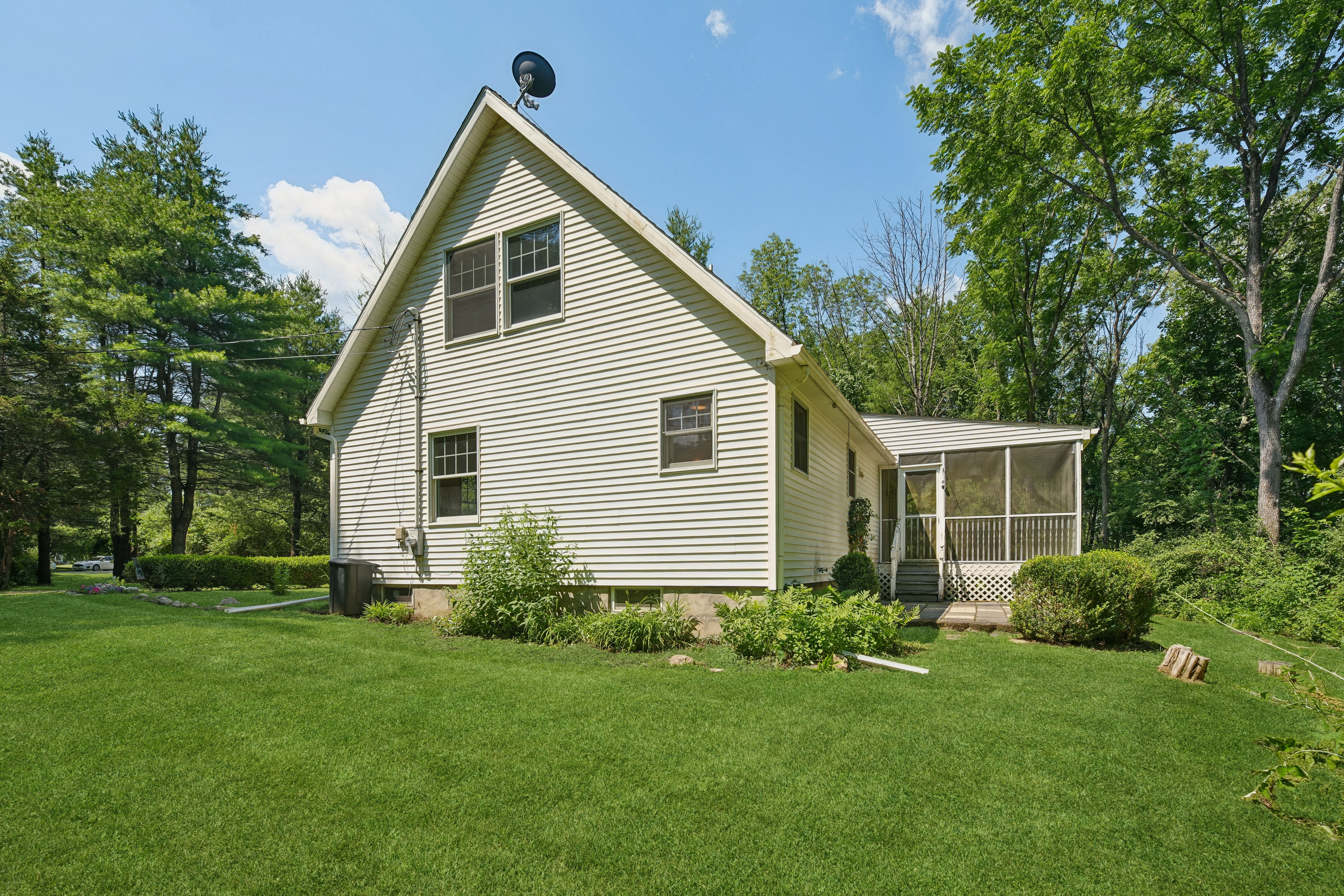 138 River View Way 