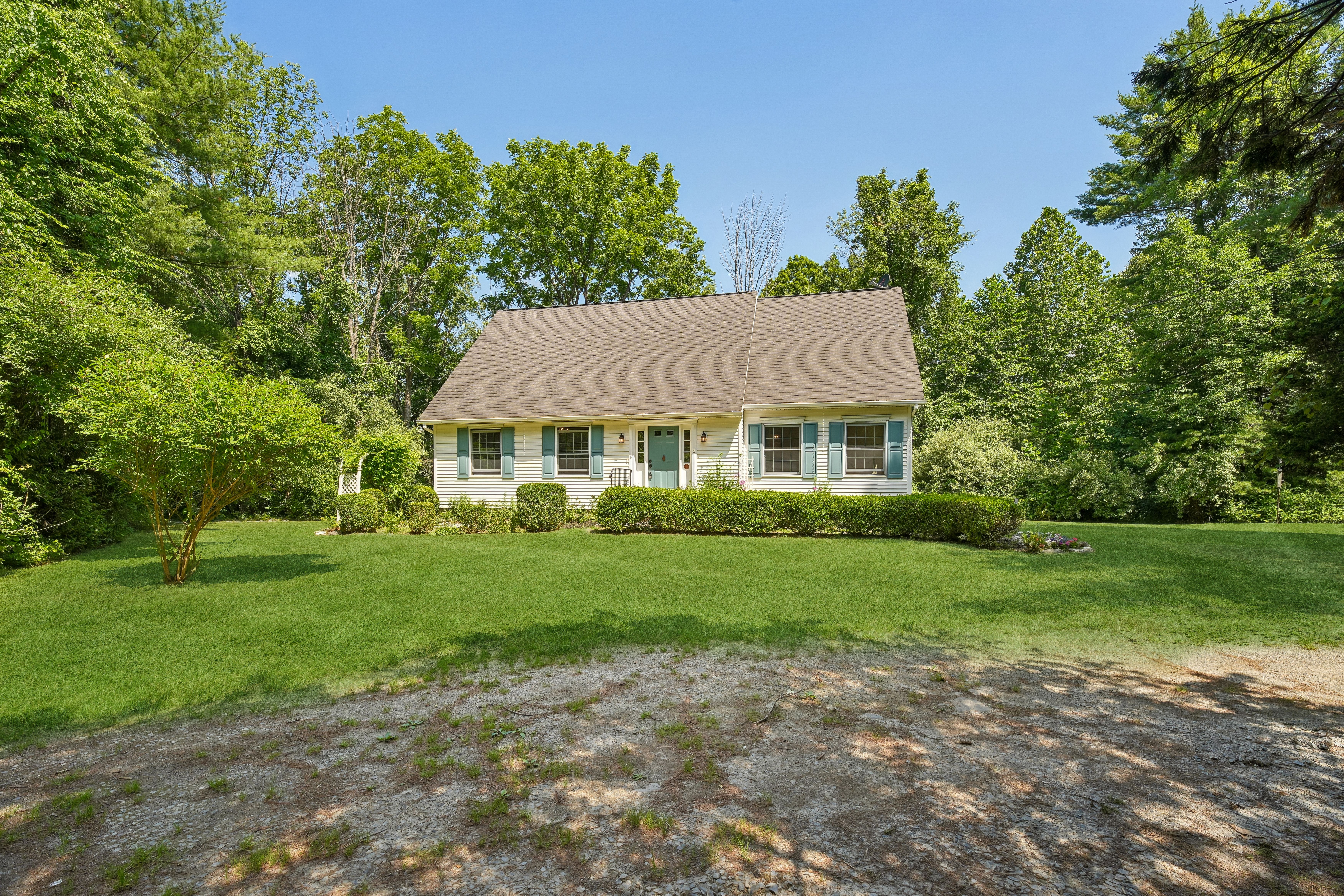 138 River View Way 