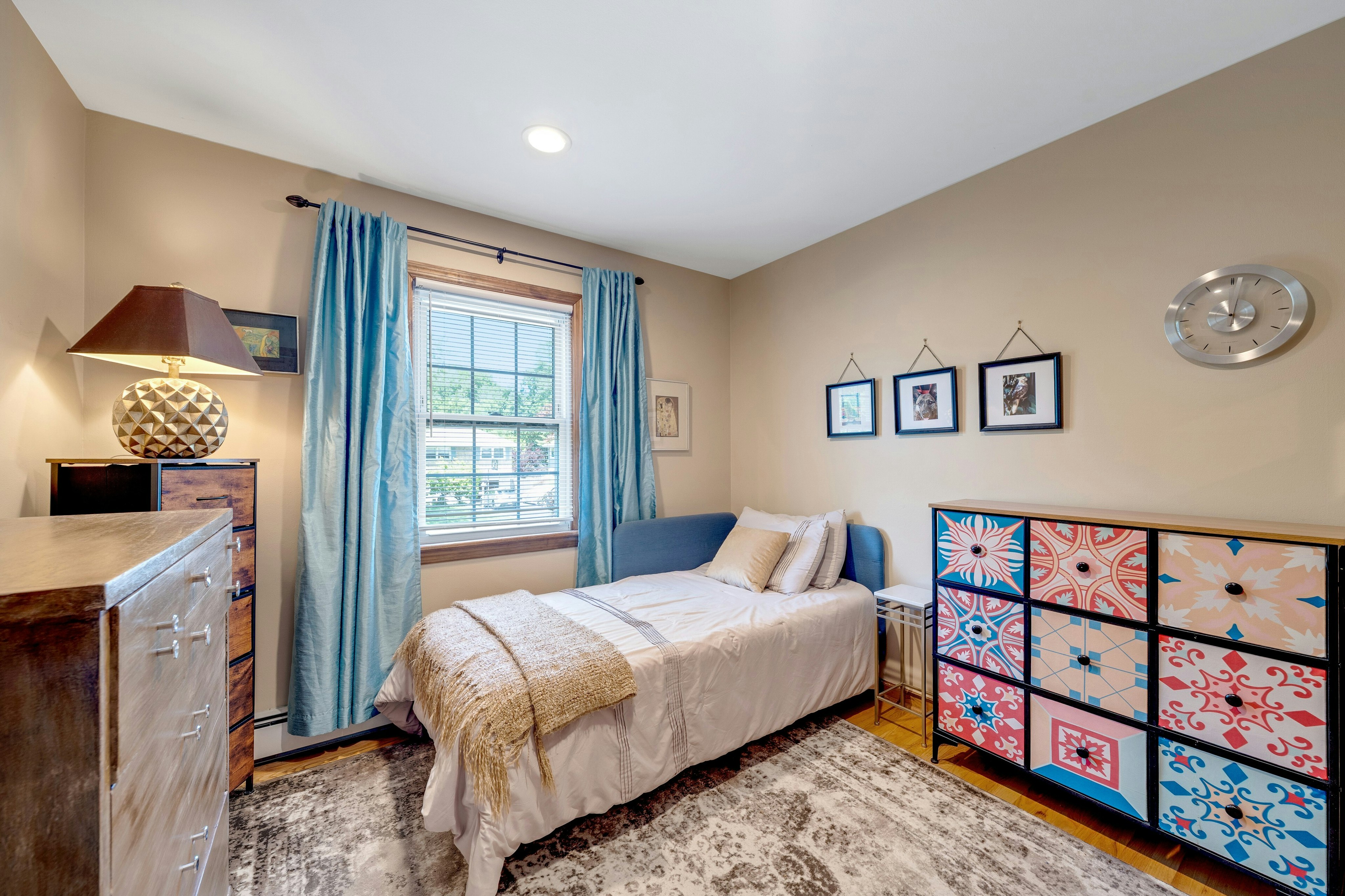 15 Sunset Place 