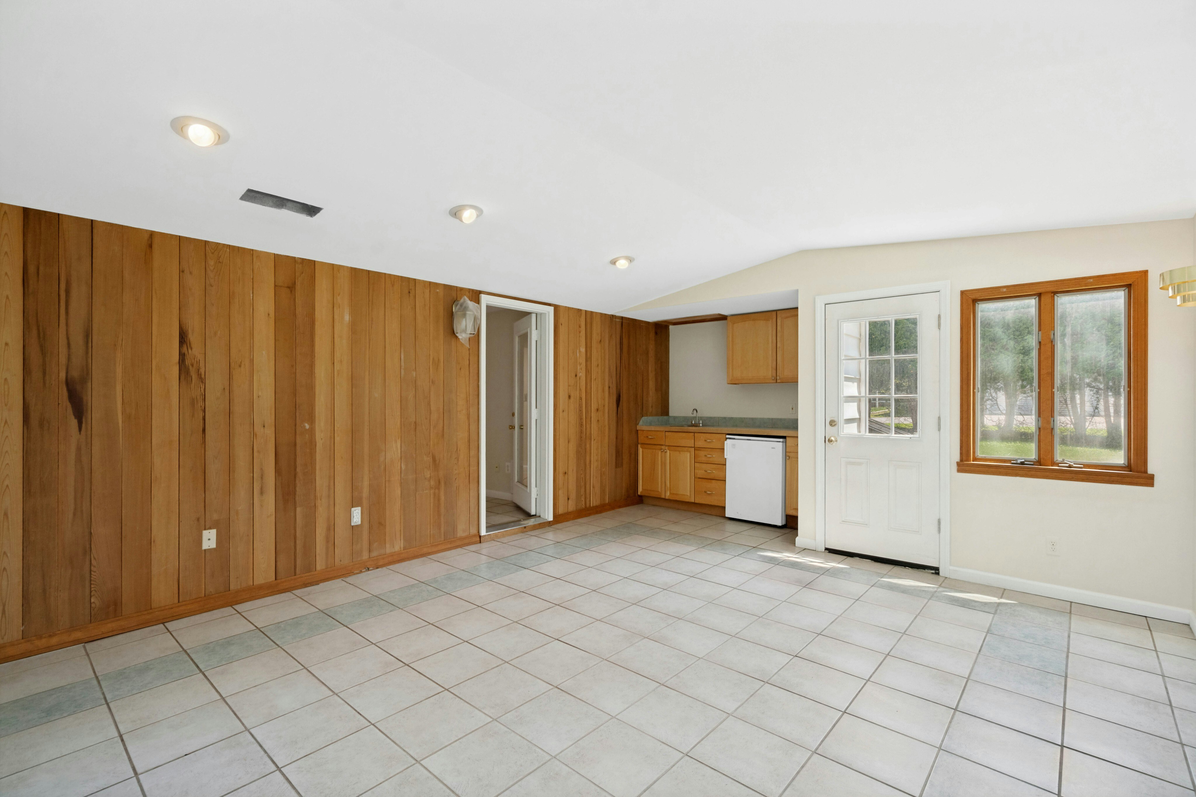 615 Maze Road 