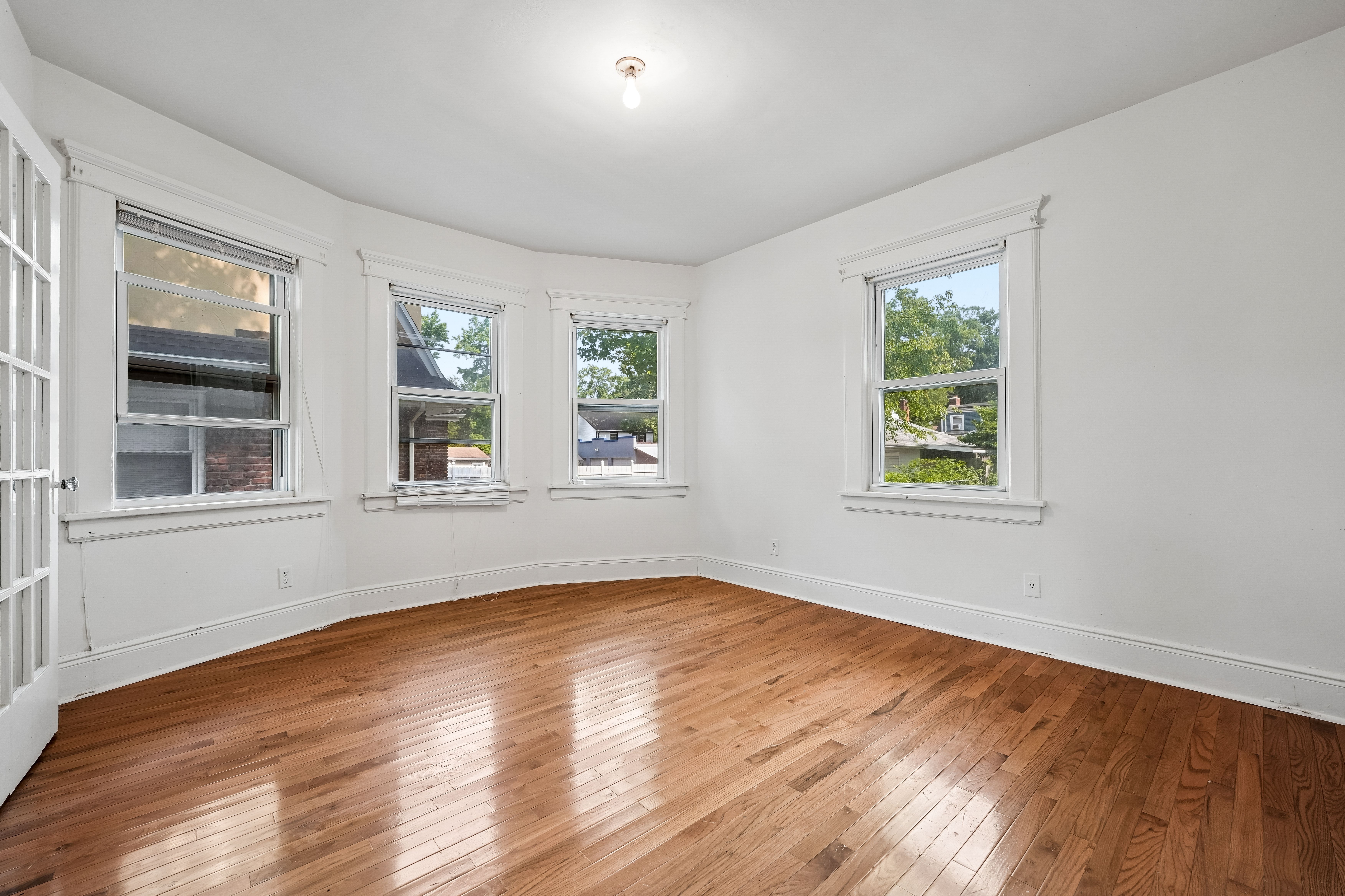 309 Englewood Avenue 