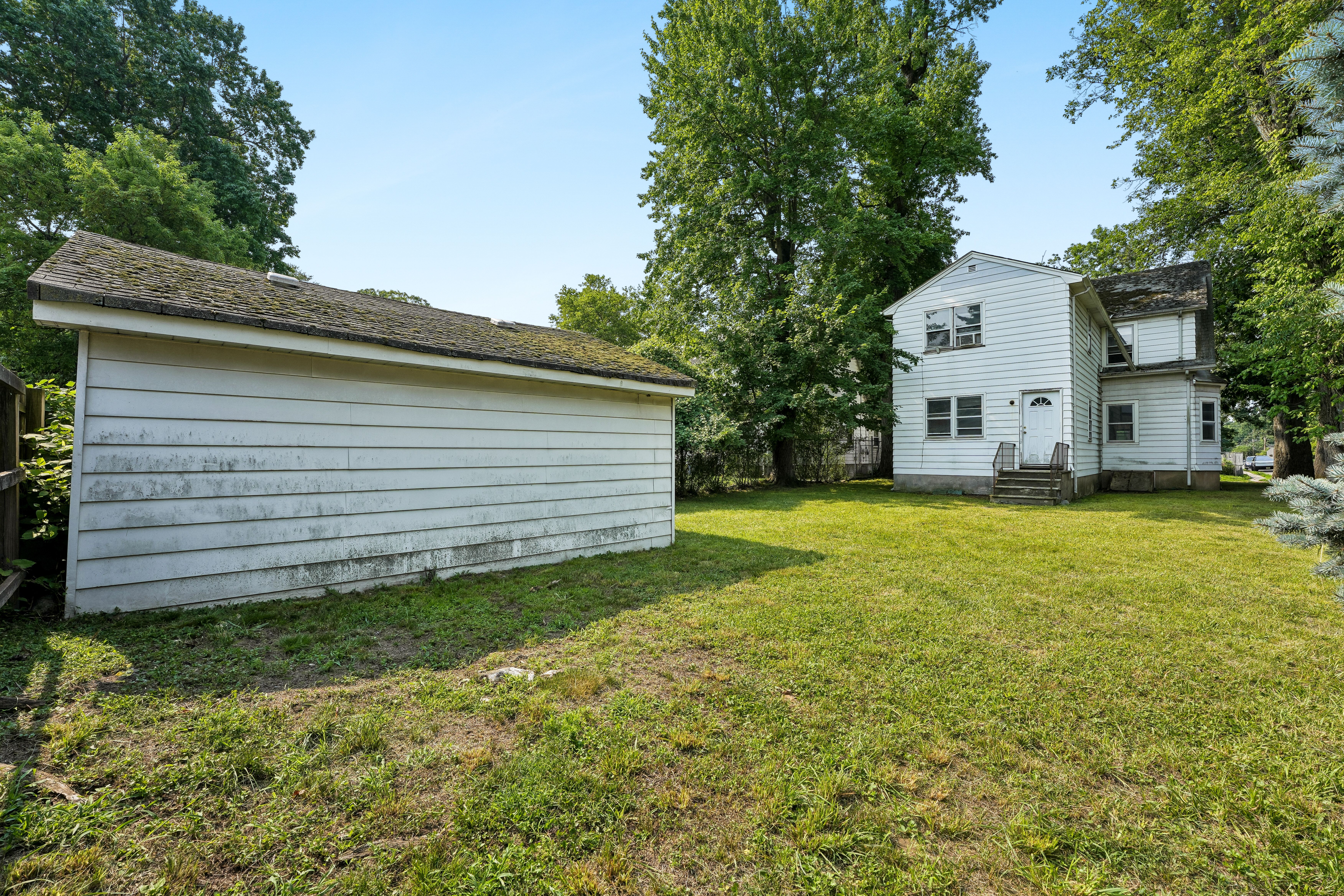 309 Englewood Avenue 