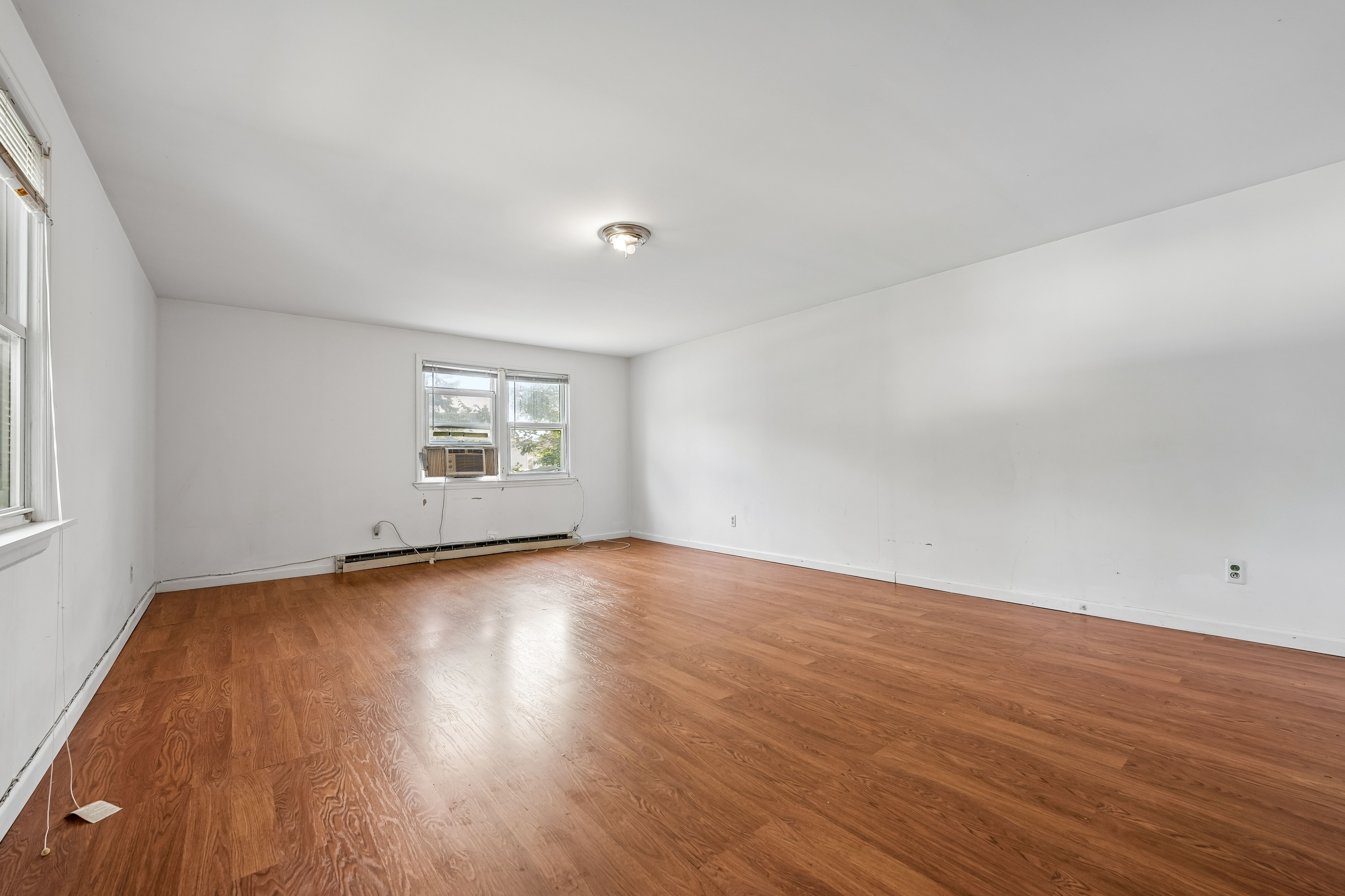 309 Englewood Avenue 