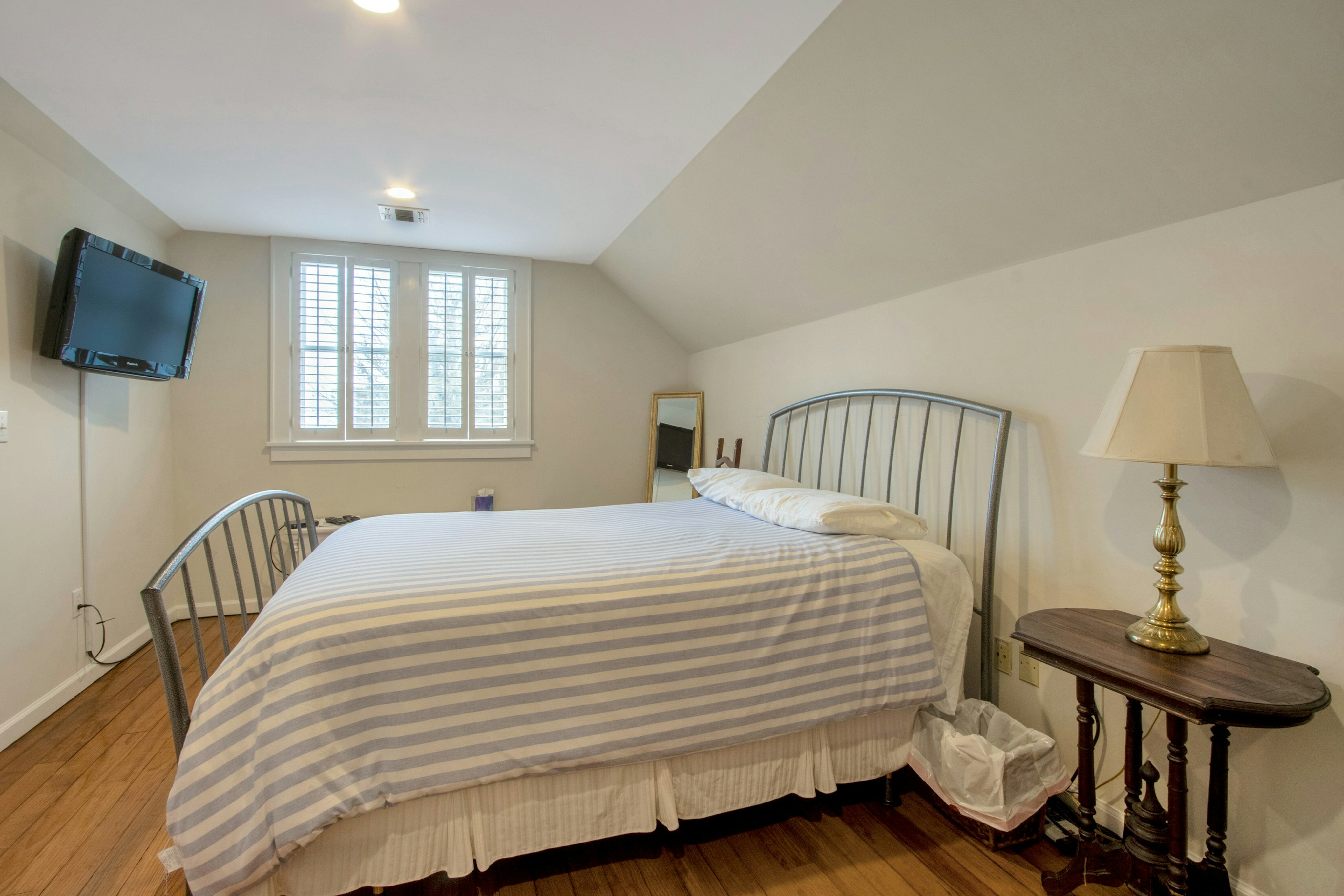 89 Dwight Place 