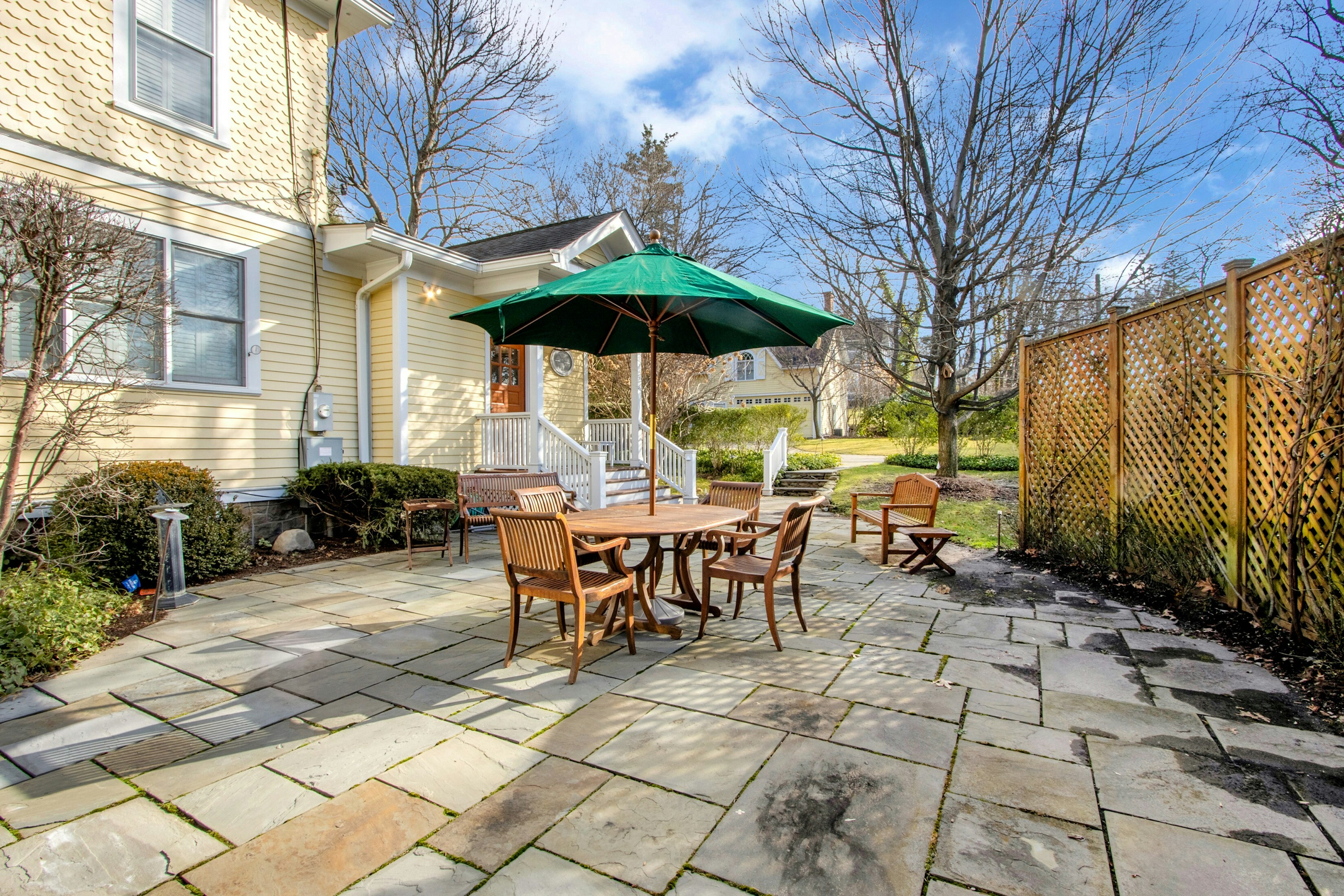 89 Dwight Place 
