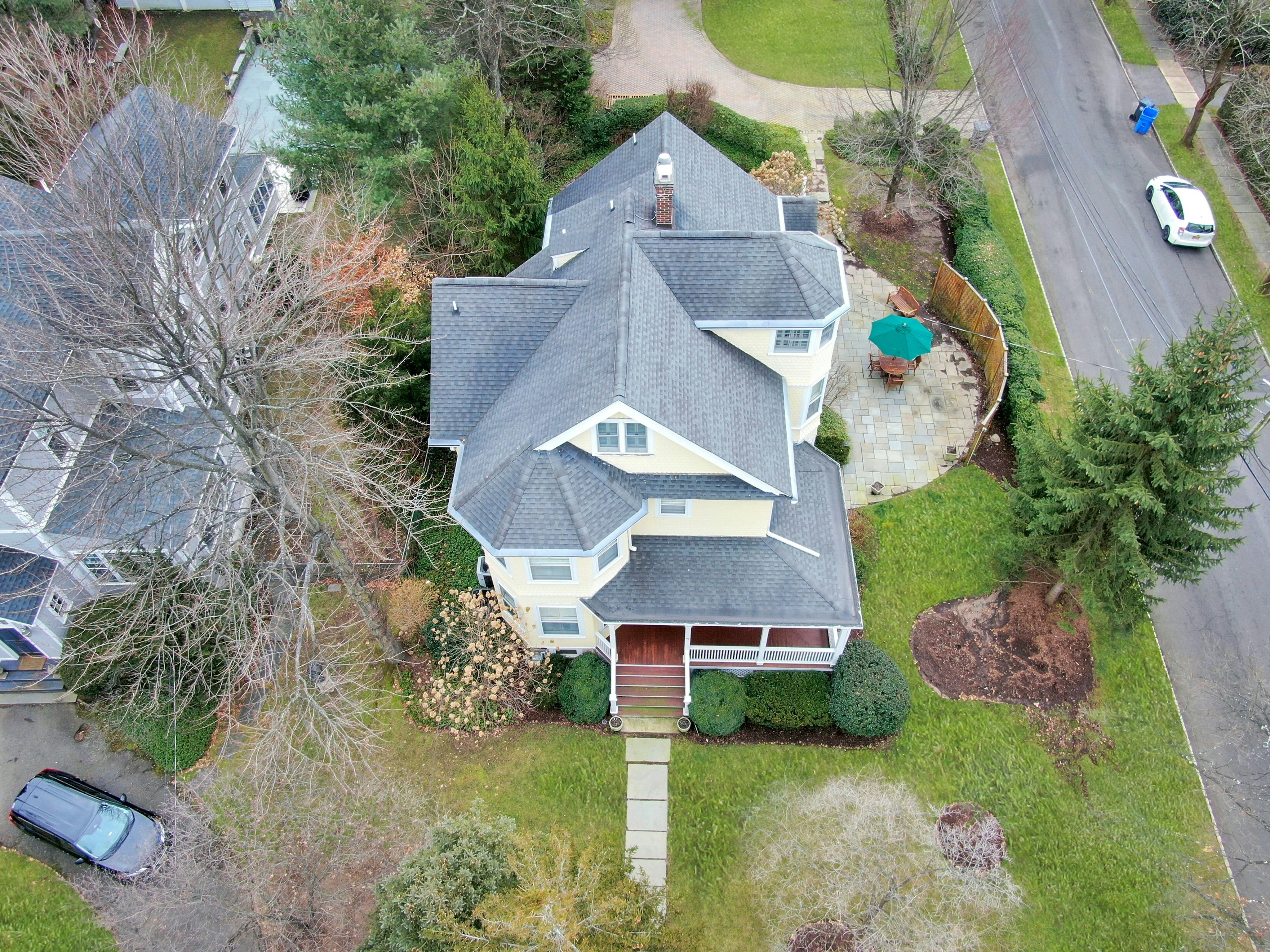 89 Dwight Place 