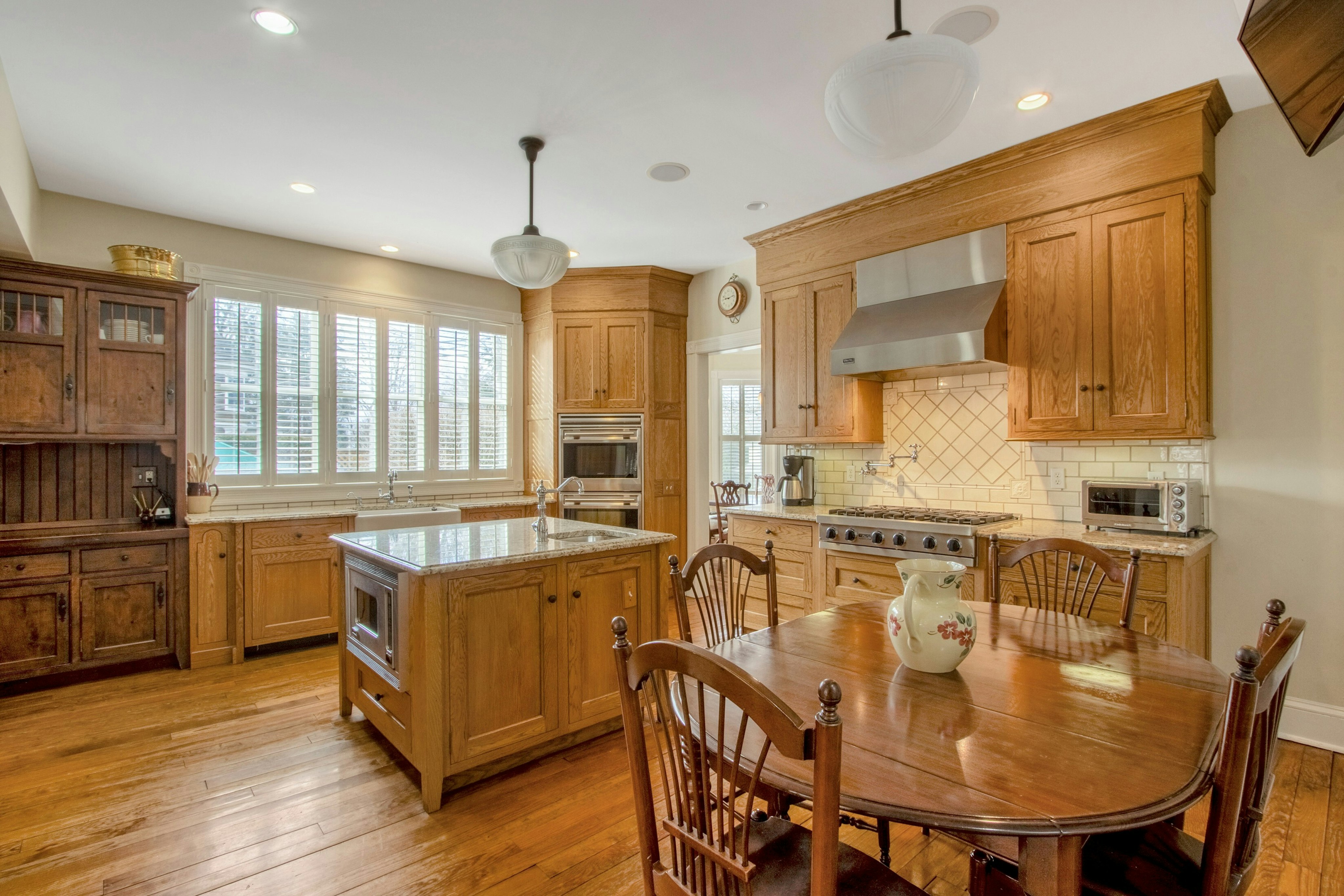 89 Dwight Place 