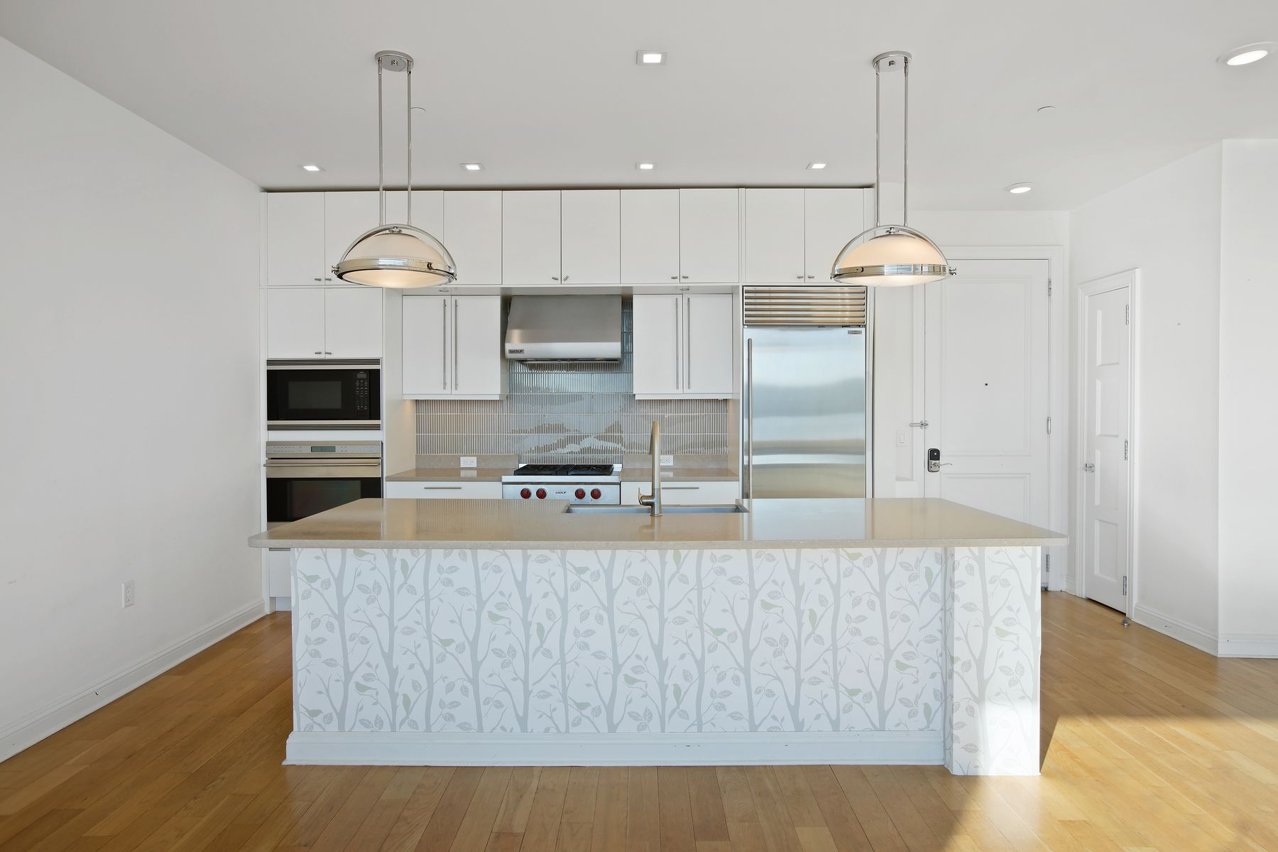 9 Somerset Unit# 202