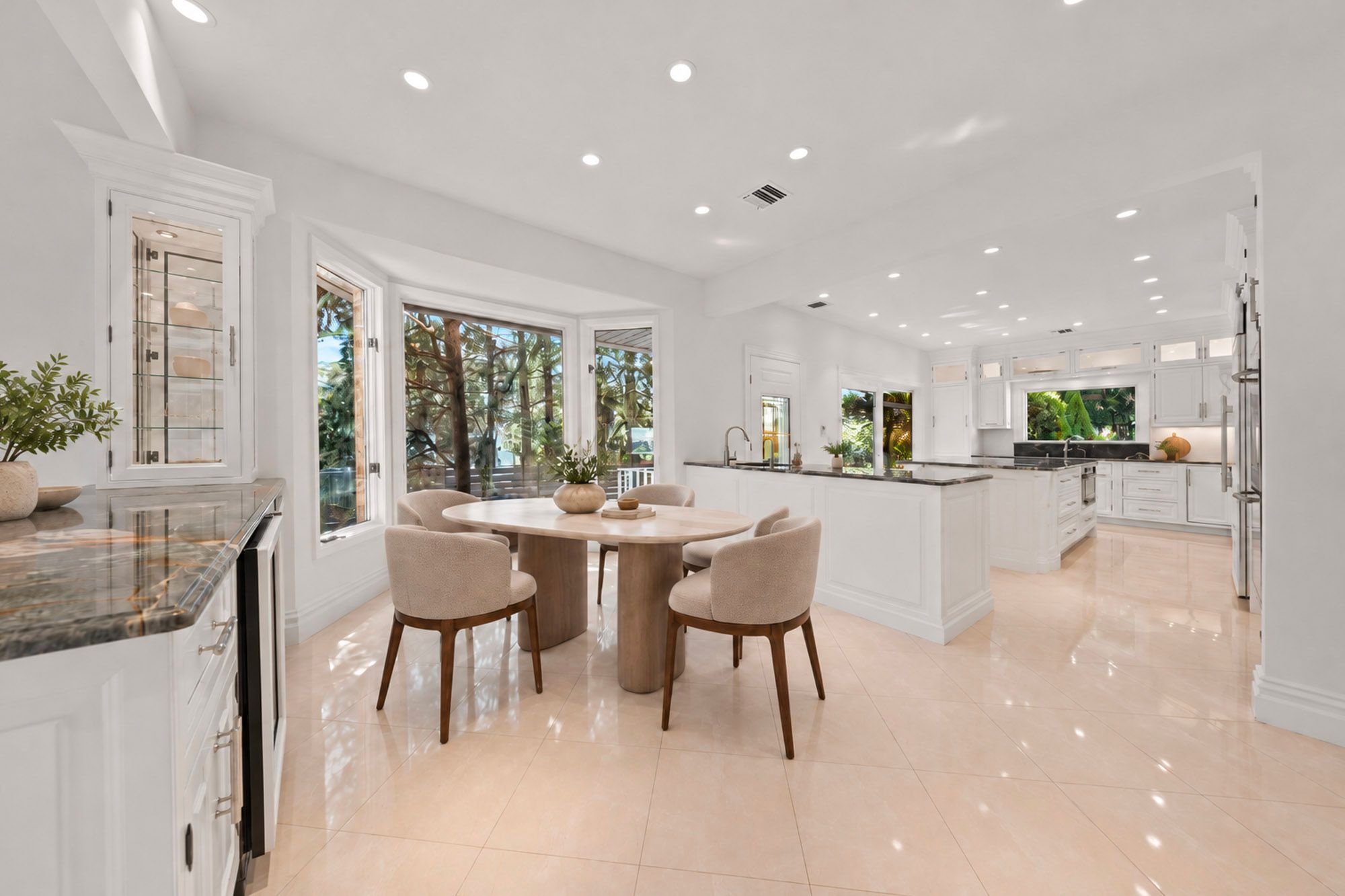3 Bridle Way