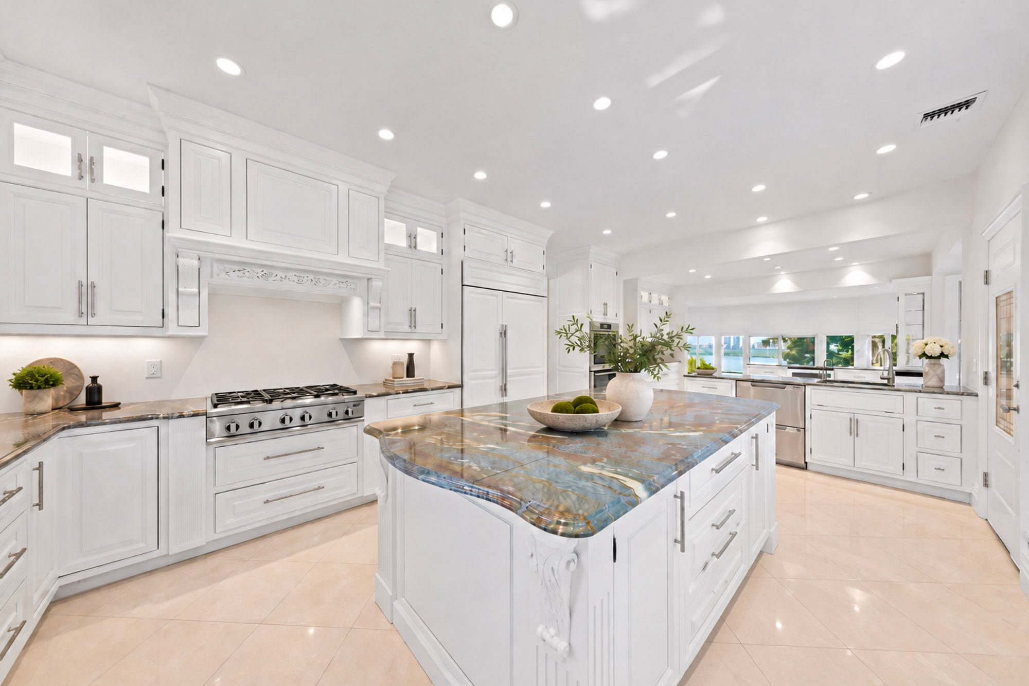3 Bridle Way