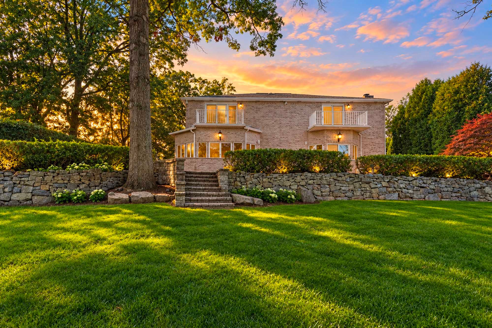 3 Bridle Way