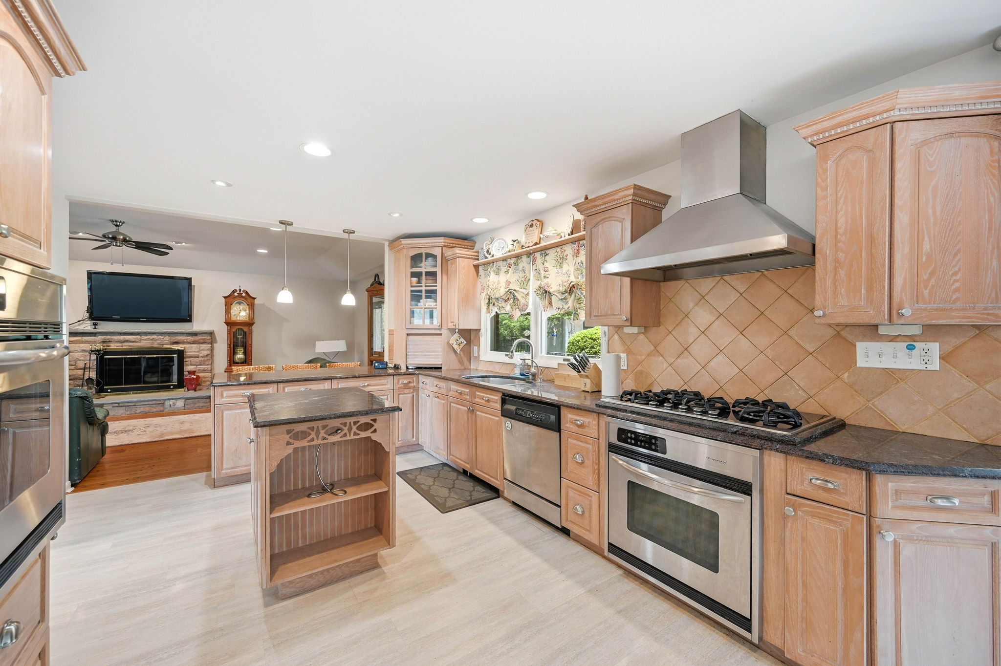 39 Fox Hill Road 