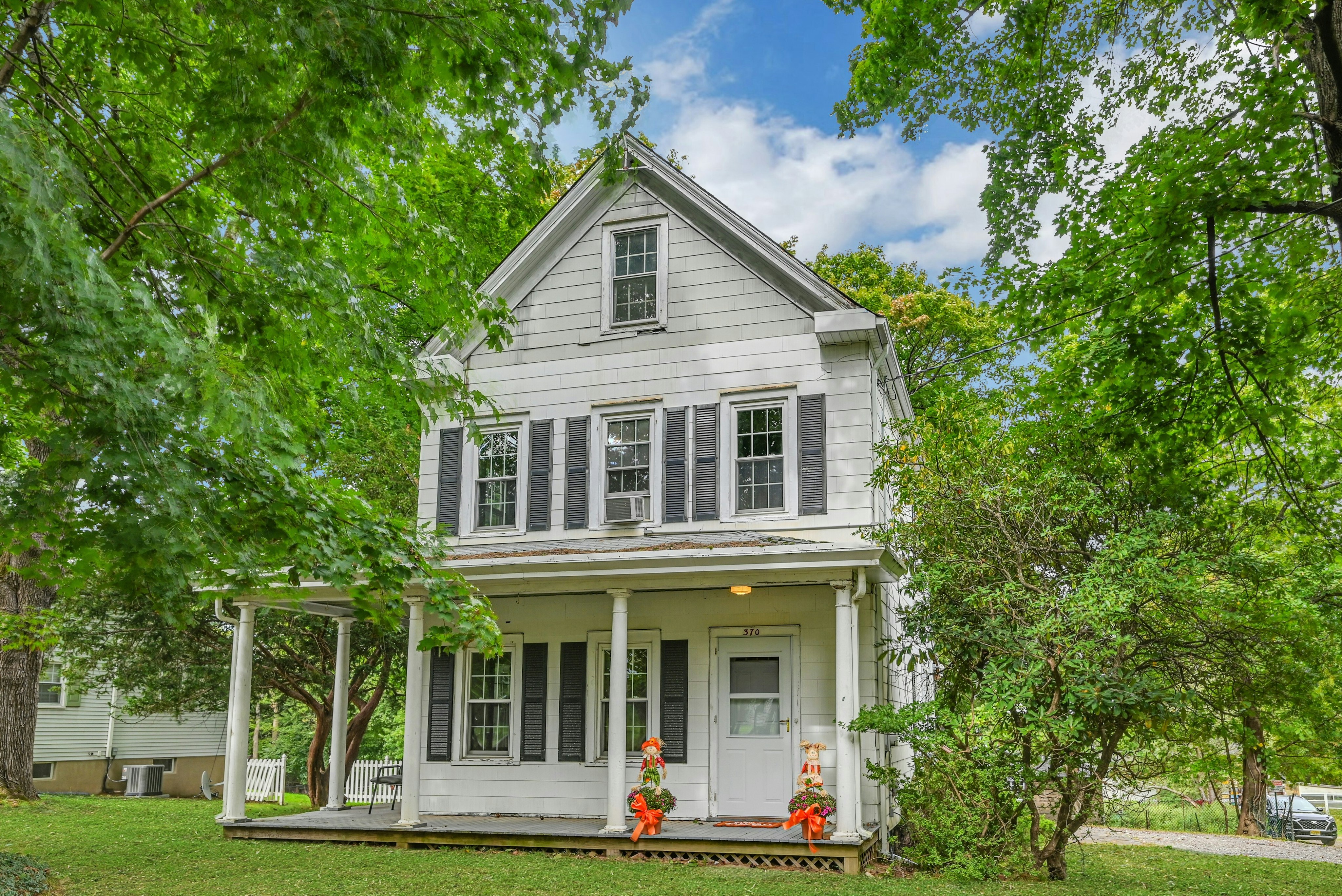 370 Sicomac Avenue 