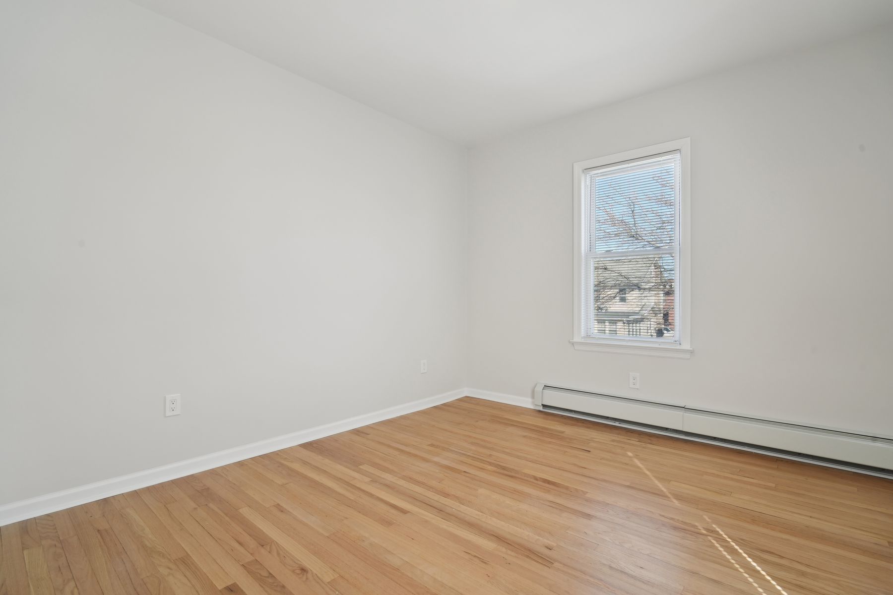 403 Abington Avenue Unit 2