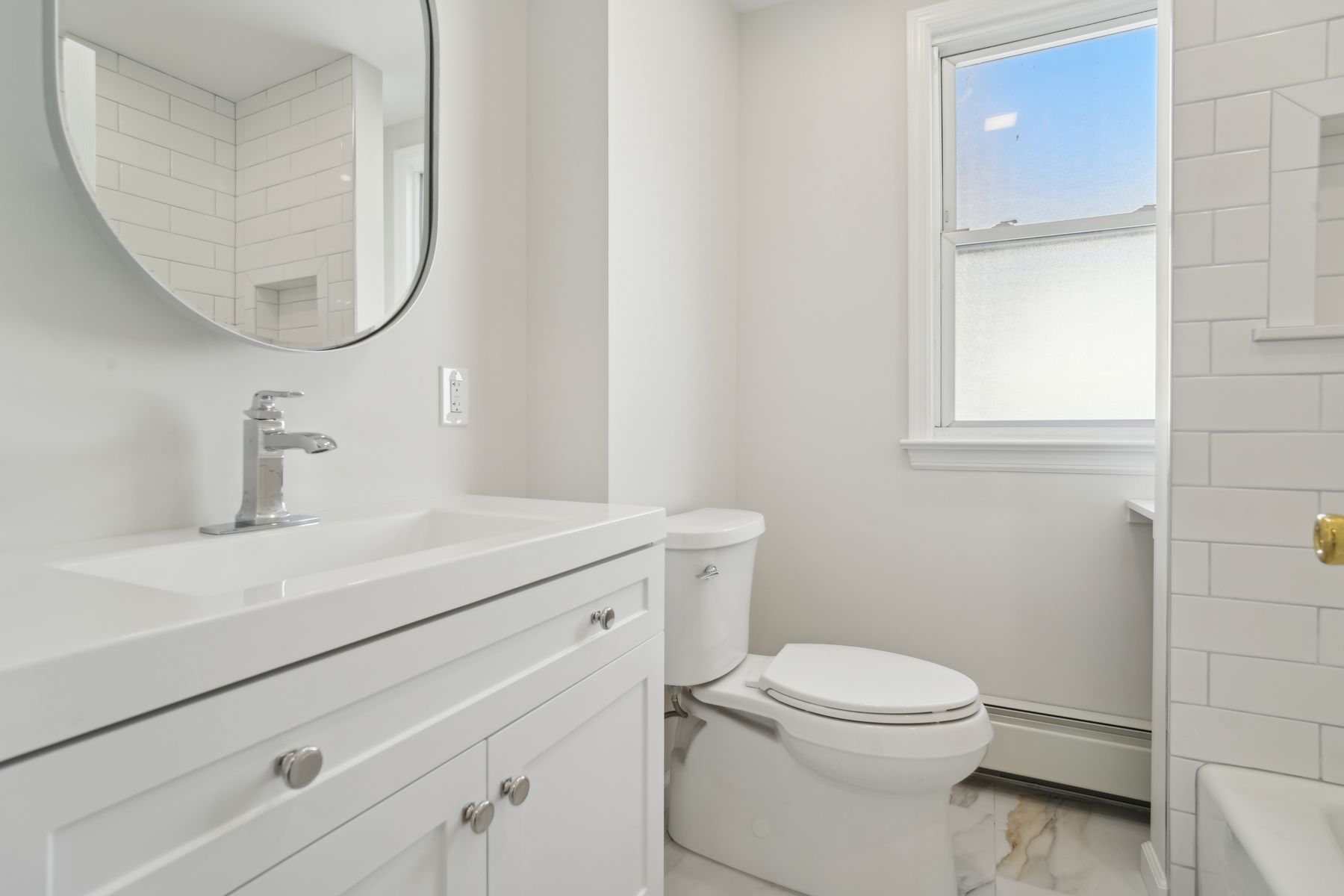 403 Abington Avenue Unit 2