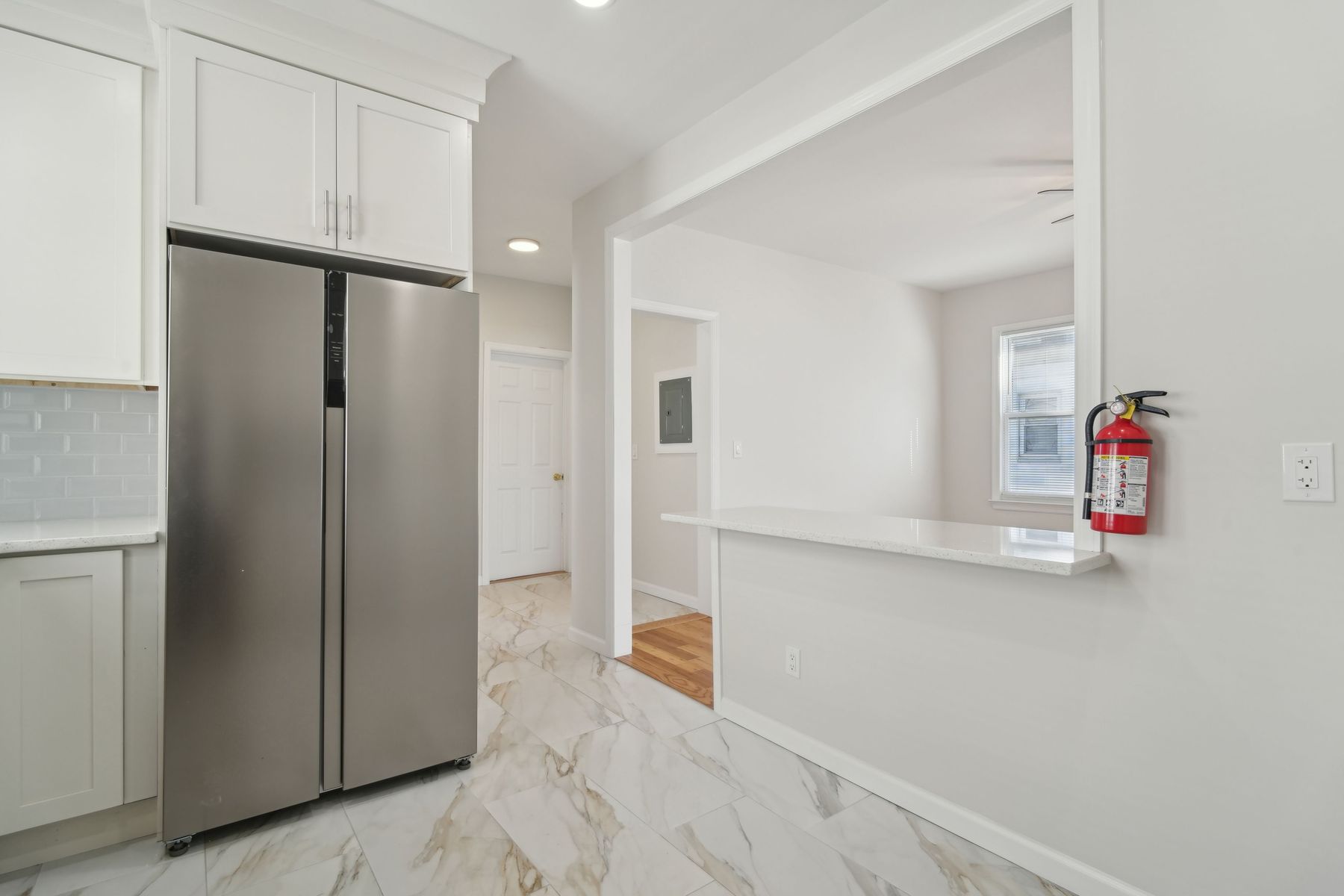 403 Abington Avenue Unit 2
