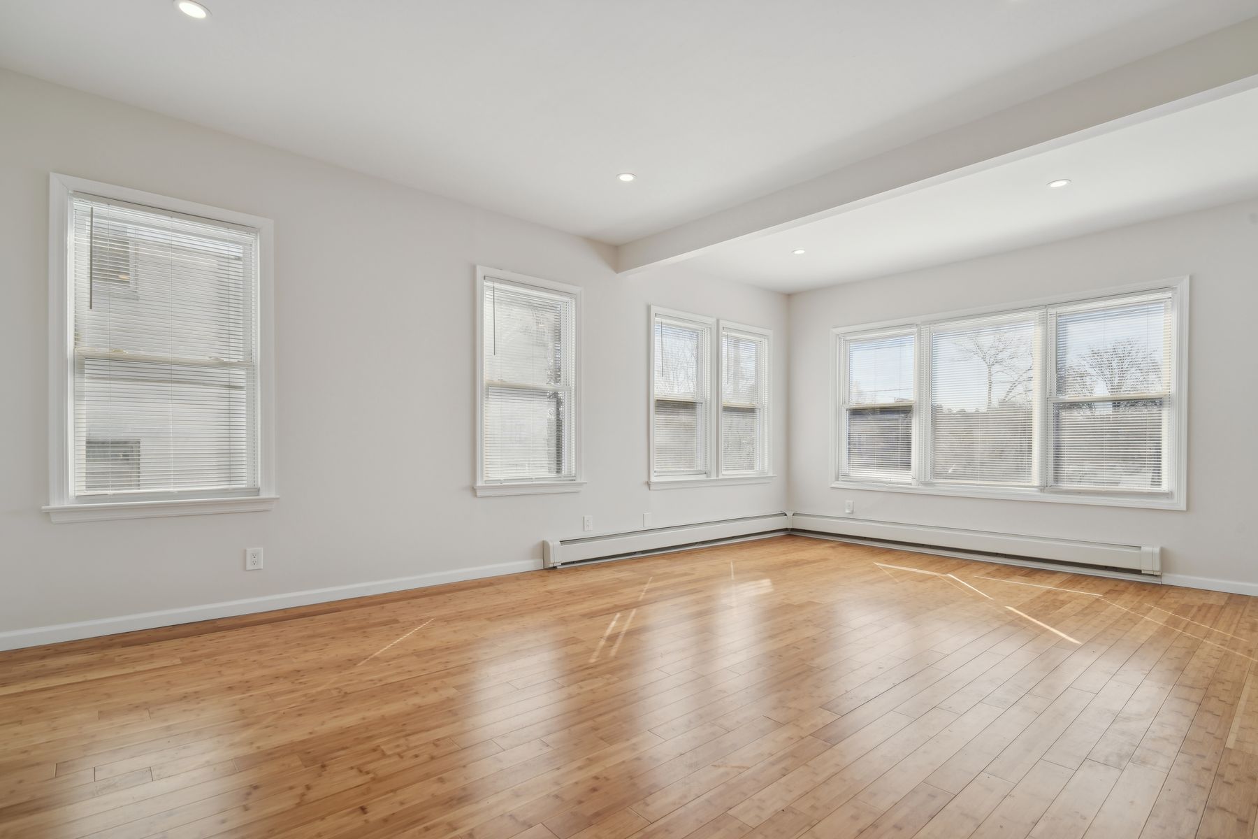 403 Abington Avenue Unit 2