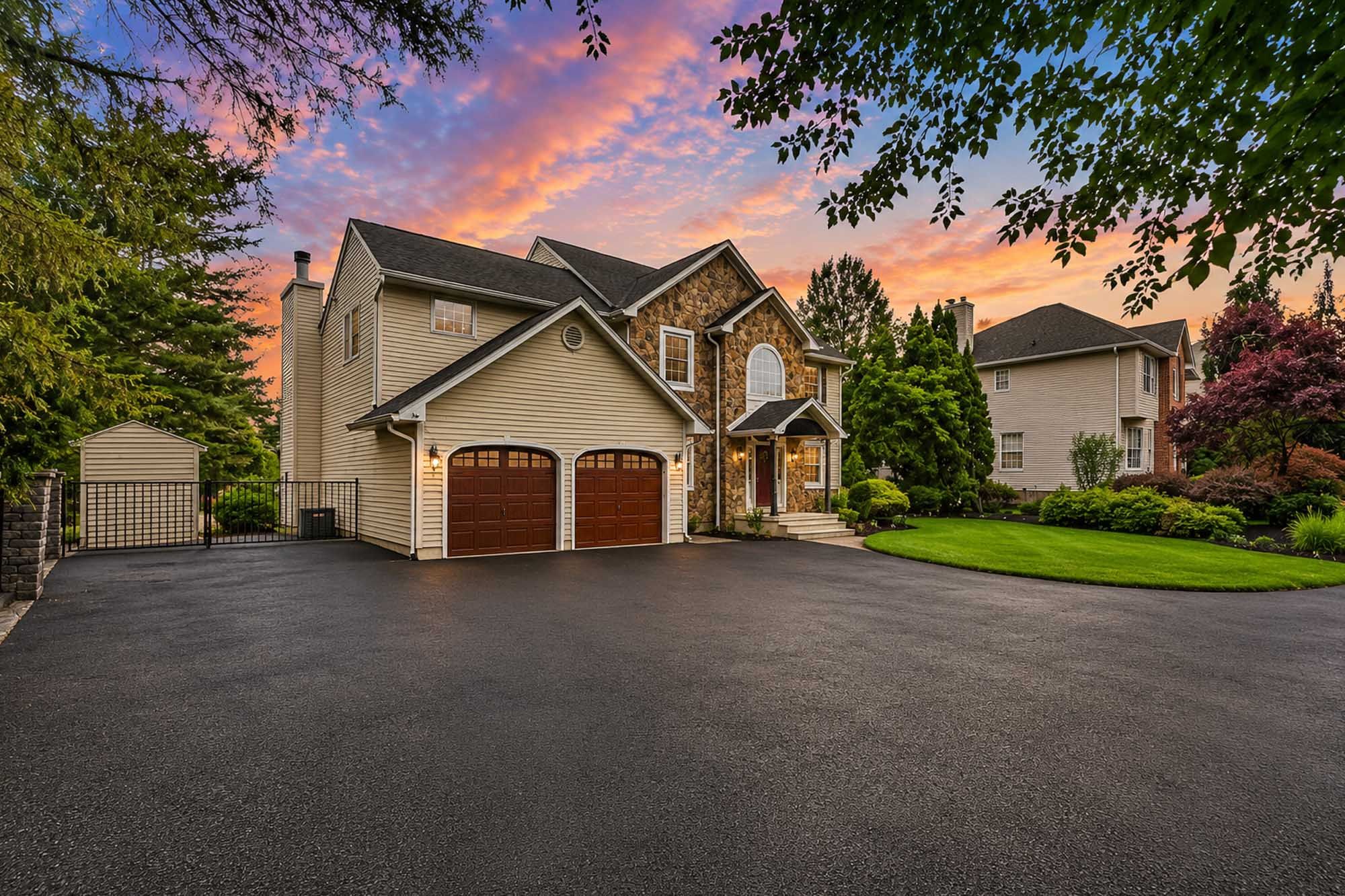 5 Gates Place