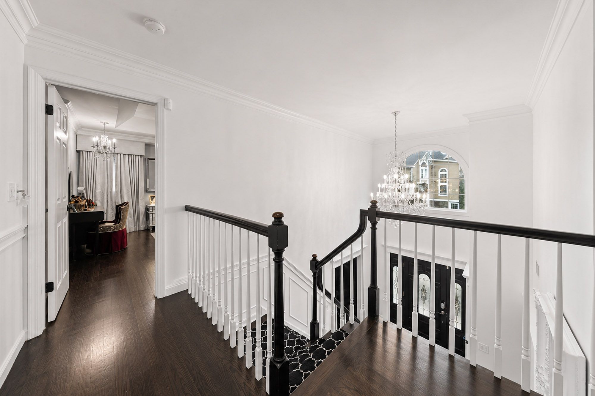 5 Gates Place