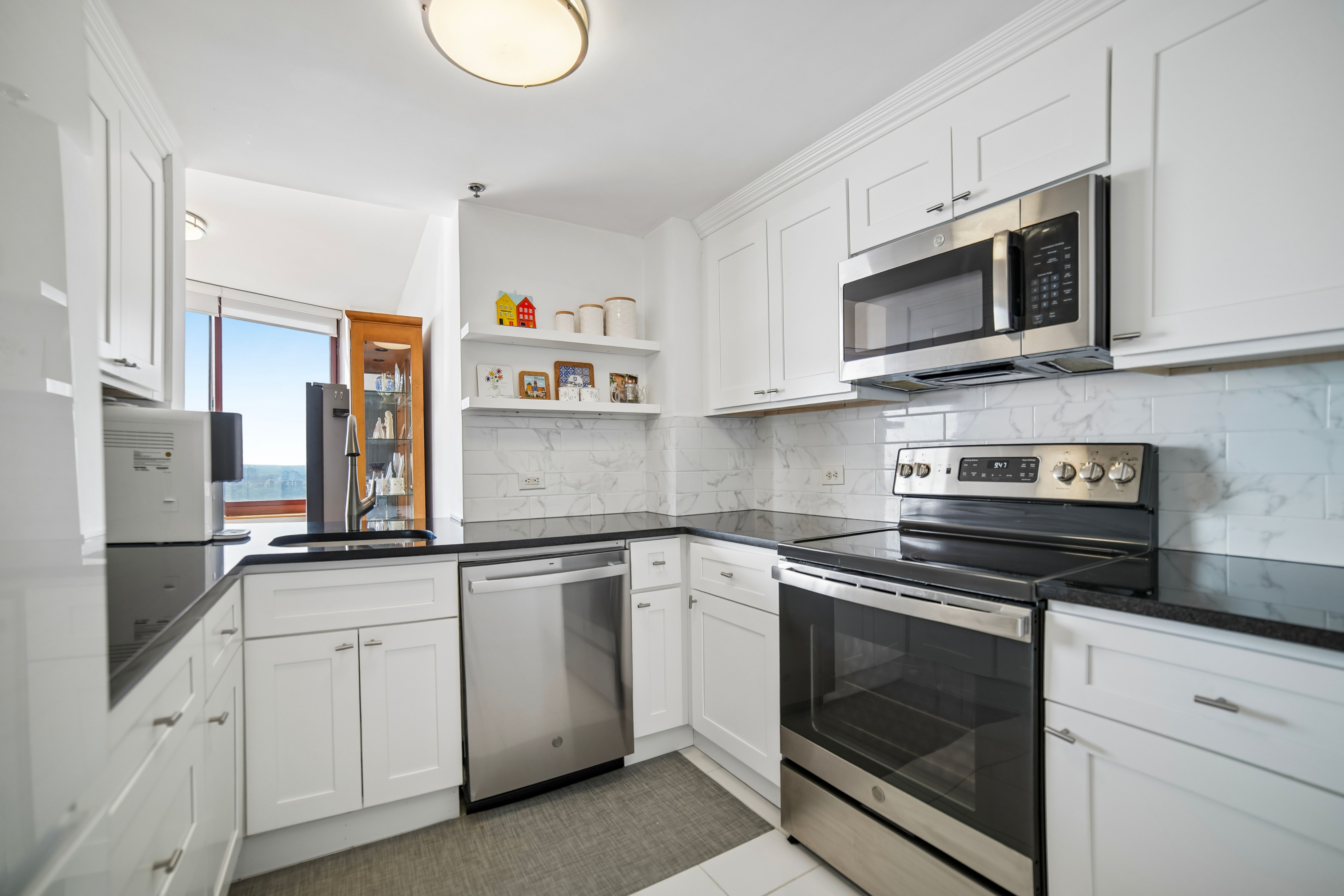 100 Old Palisade Road 3305