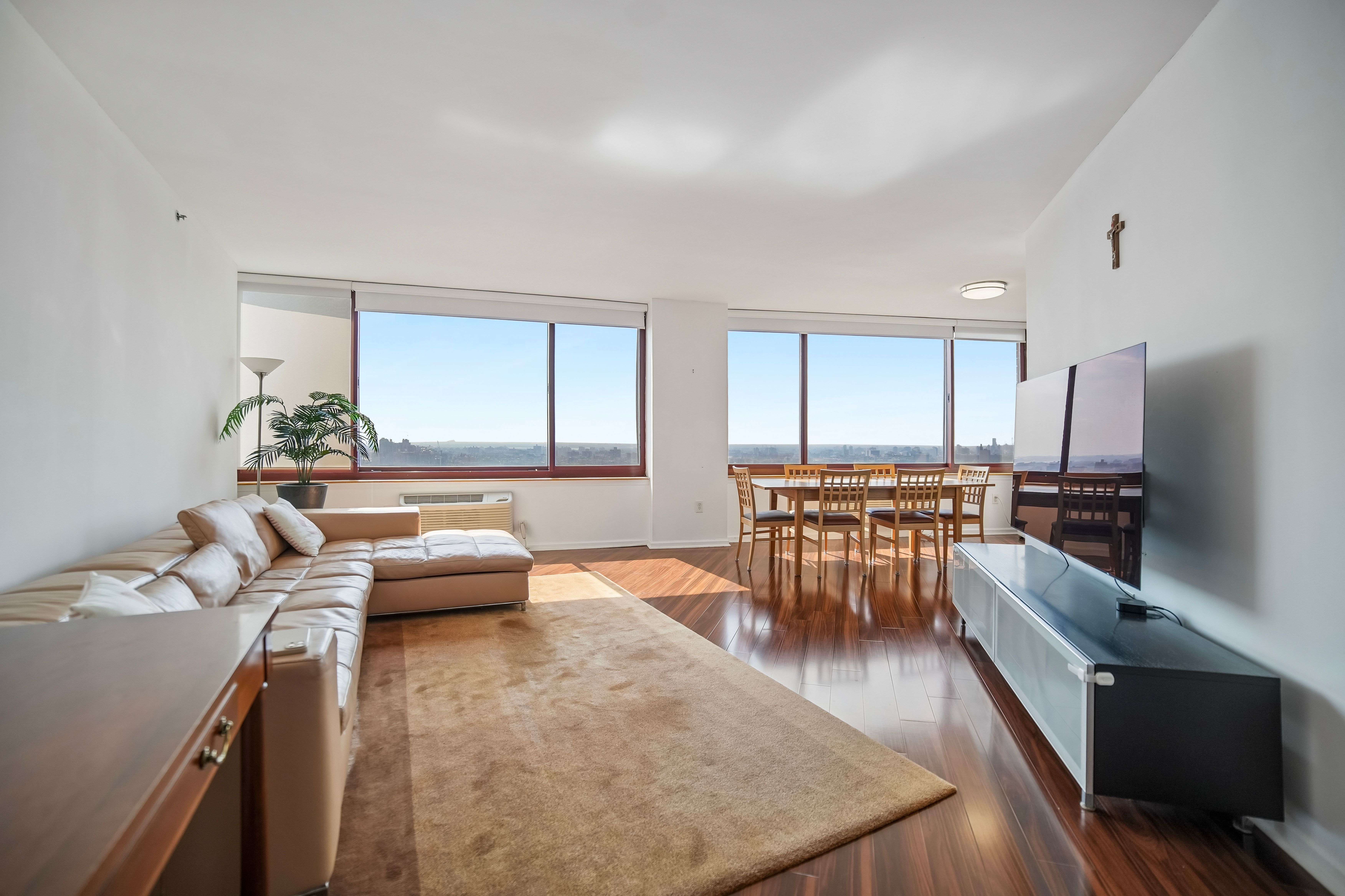 100 Old Palisade Road 3305