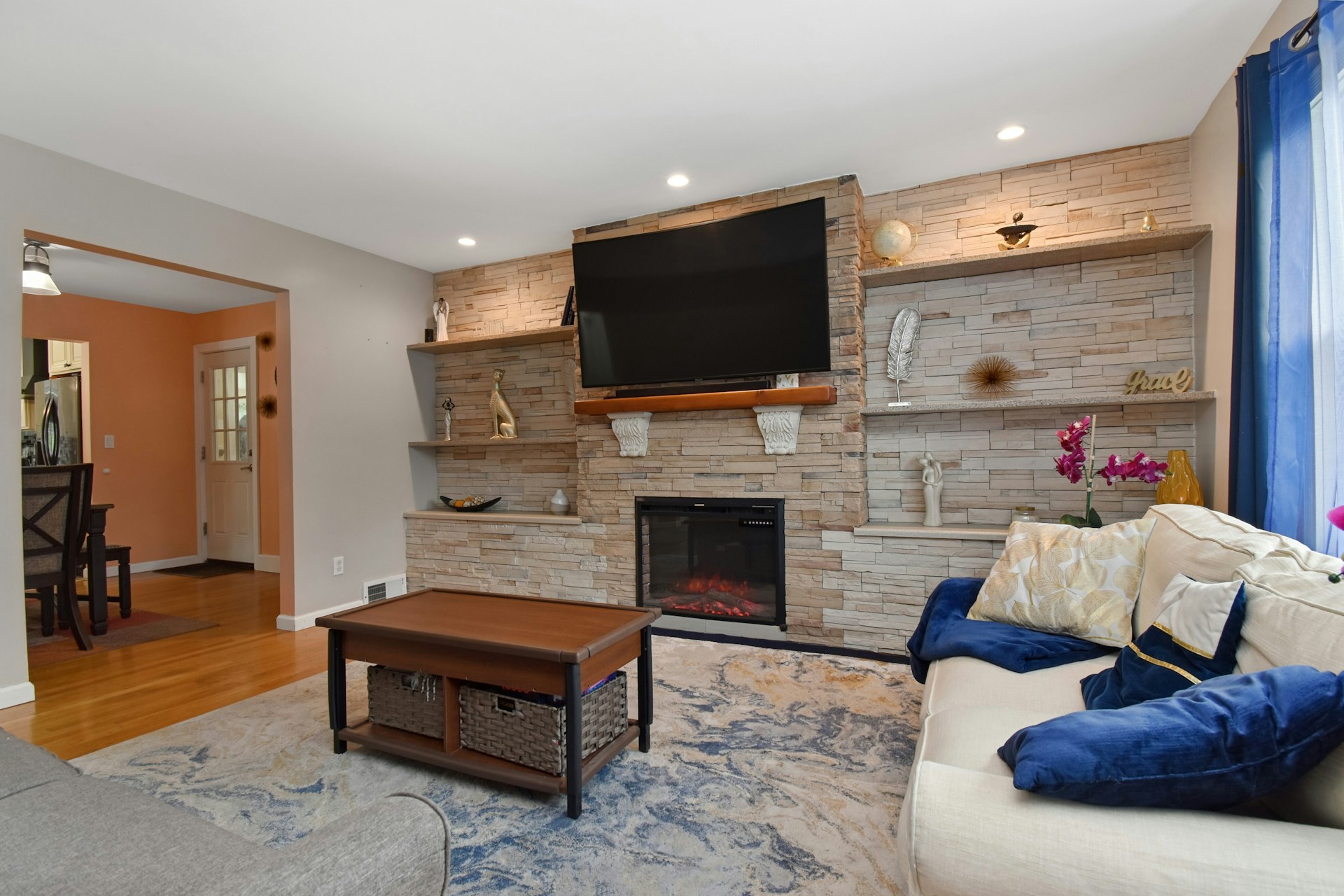 631 Concord Circle 