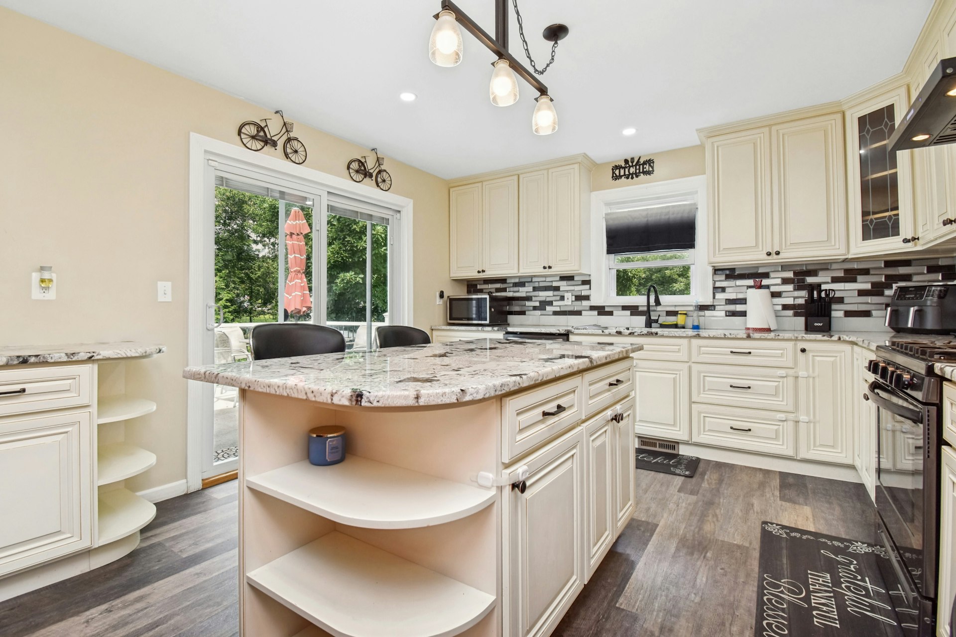 631 Concord Circle 