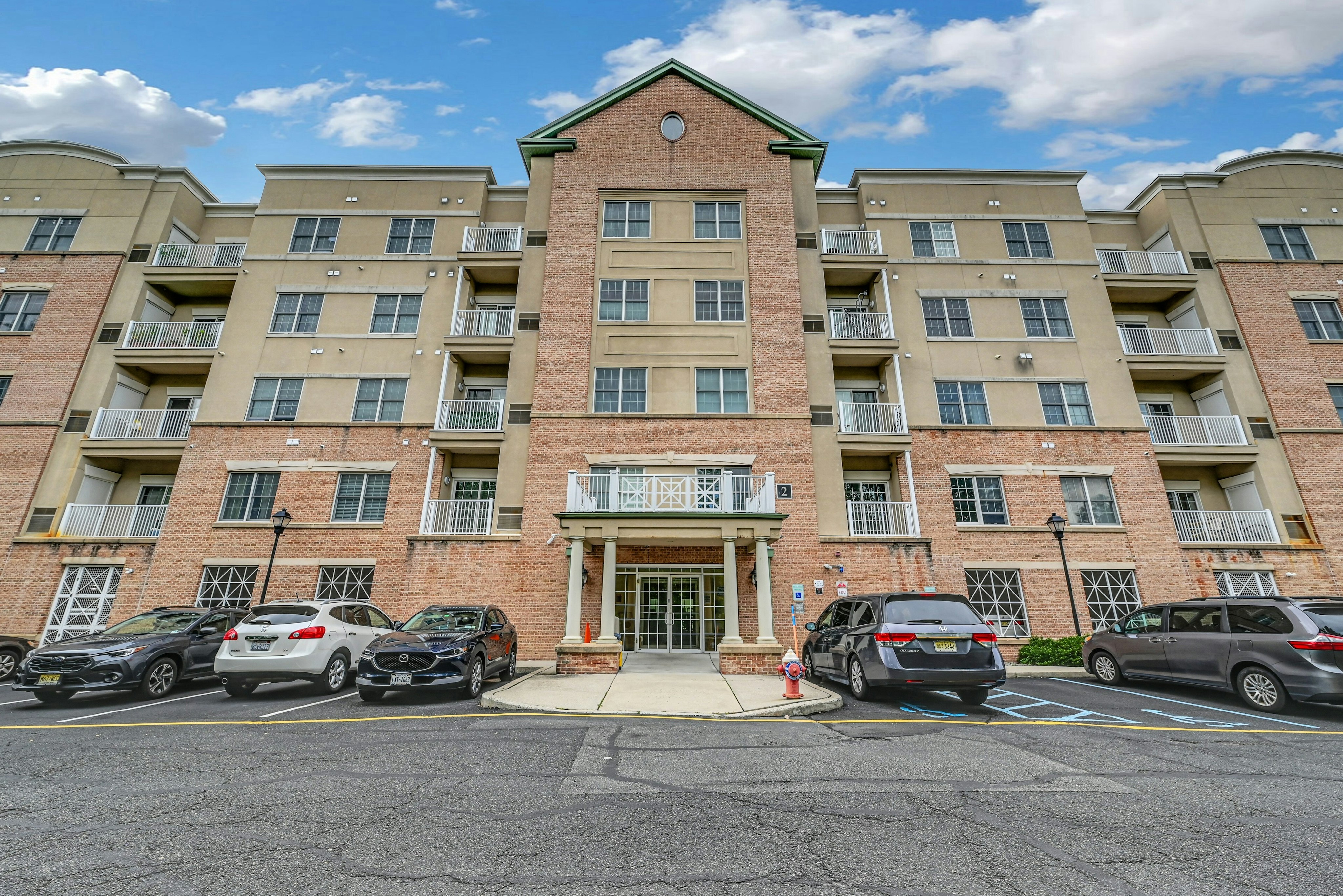 2107 Windsor Park Court #107