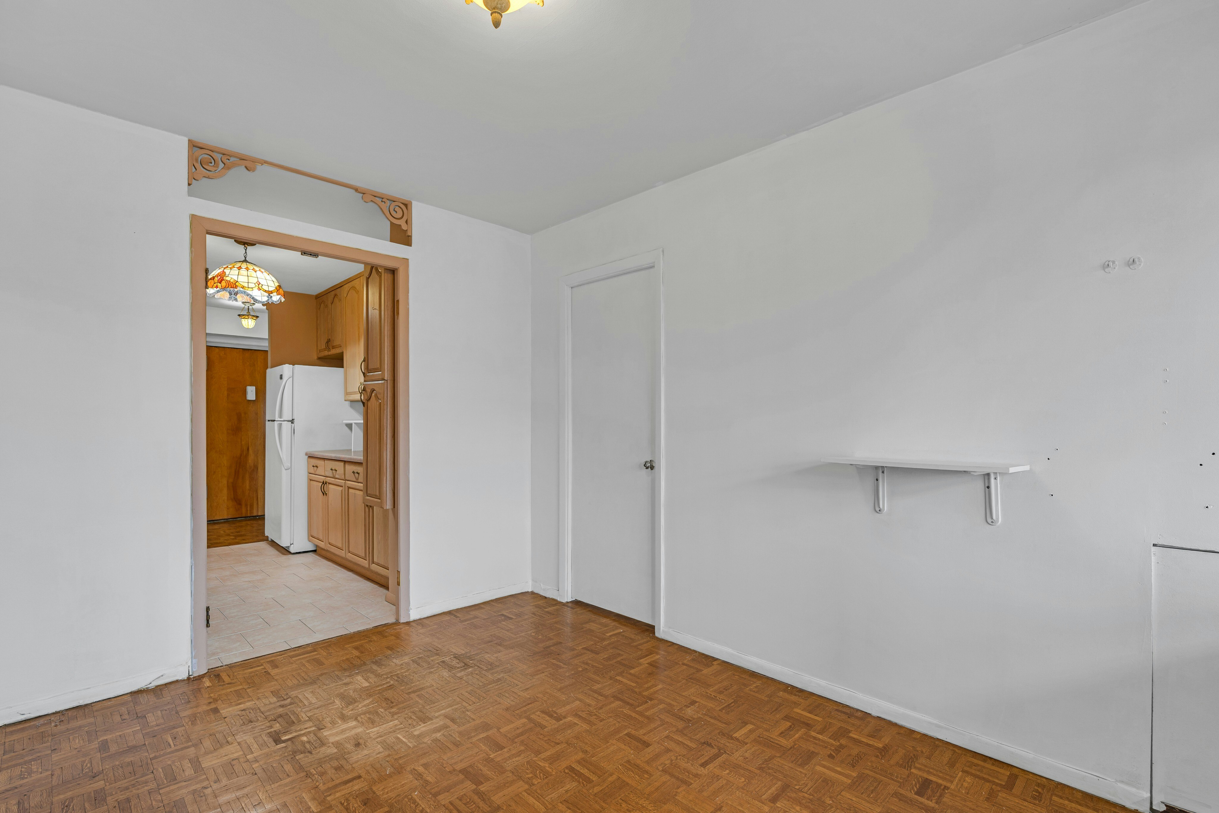 2185 Lemoine Avenue Unit# 2C