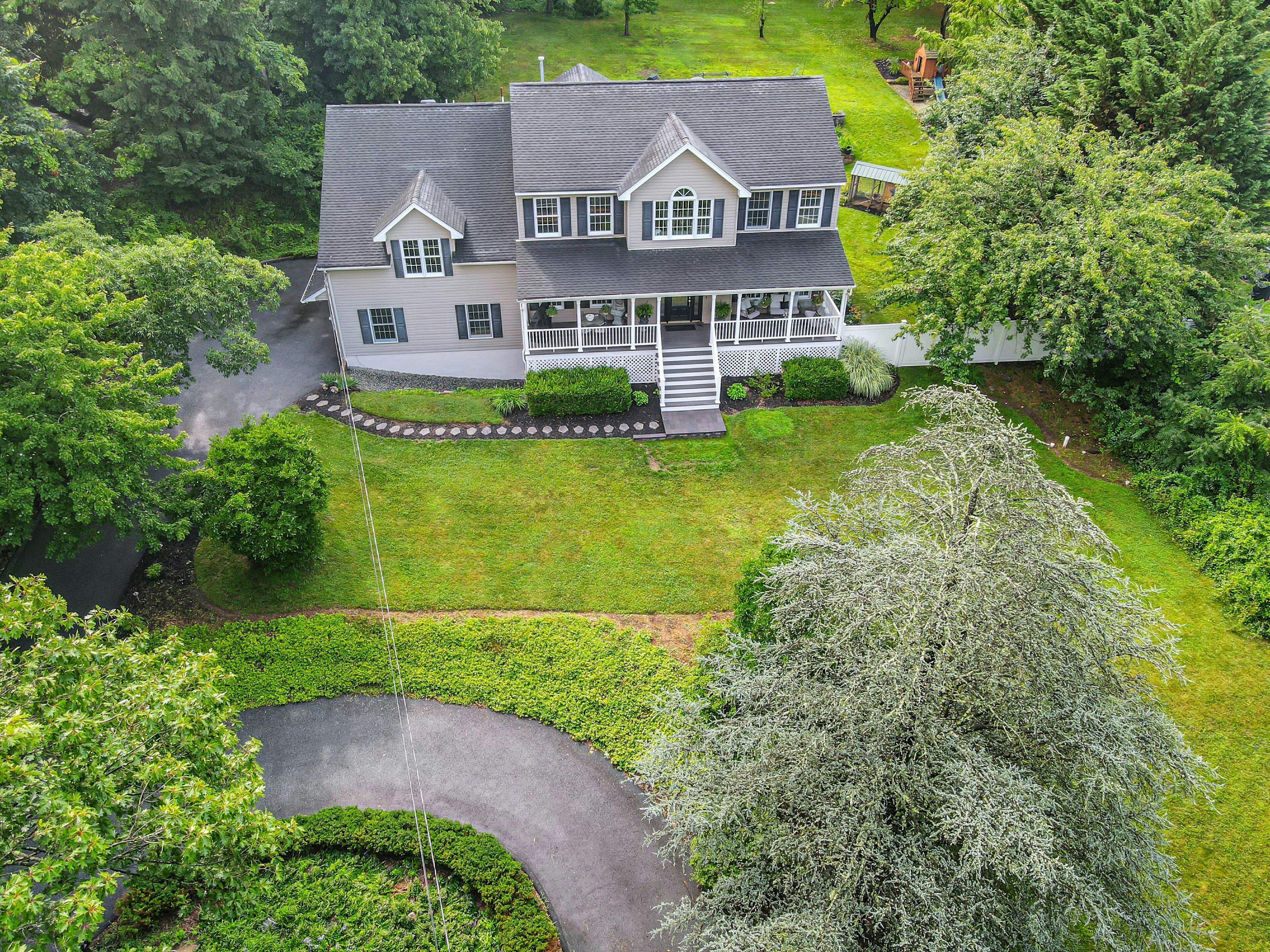 588 Stonetown Road 