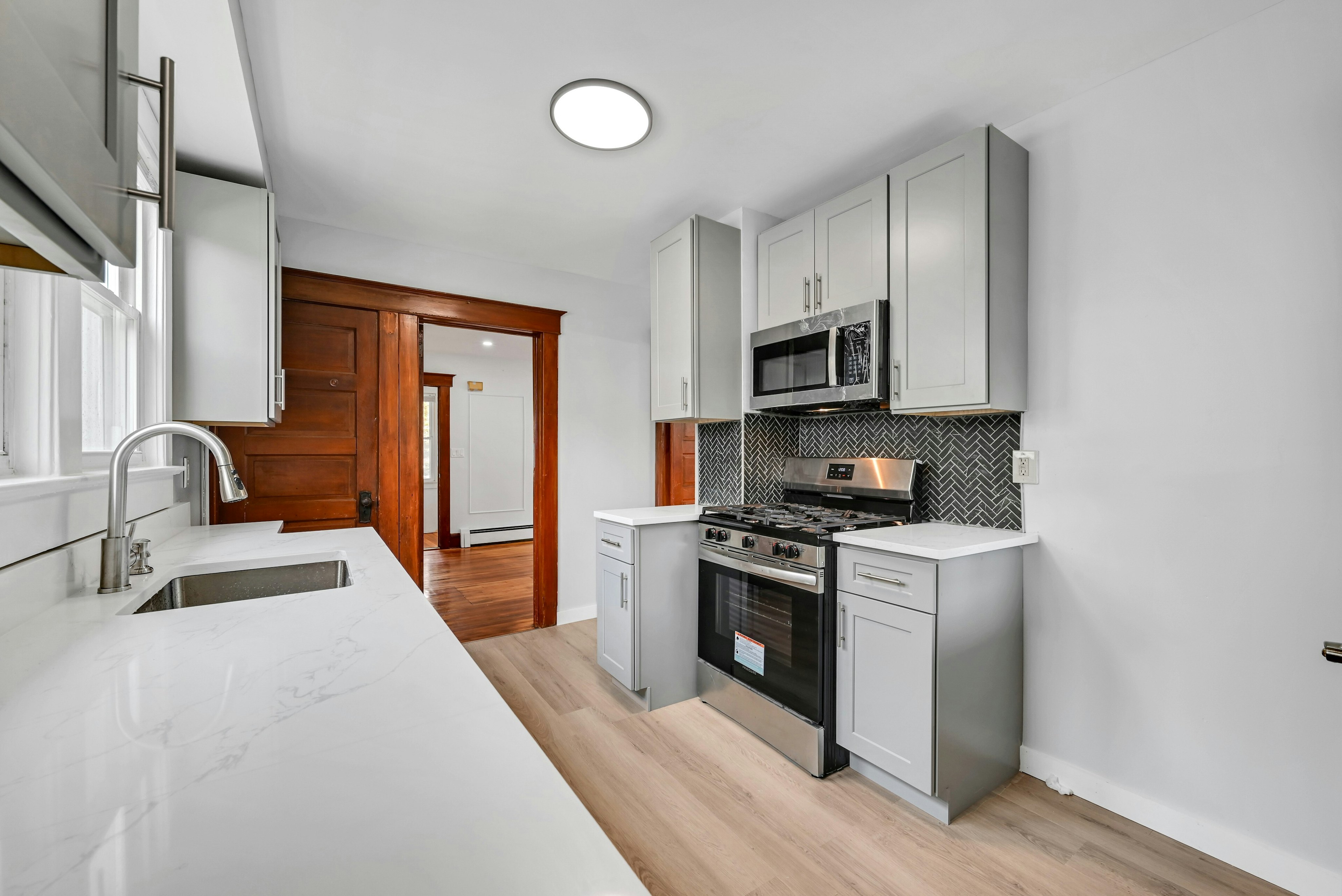 95 Magnolia Avenue 