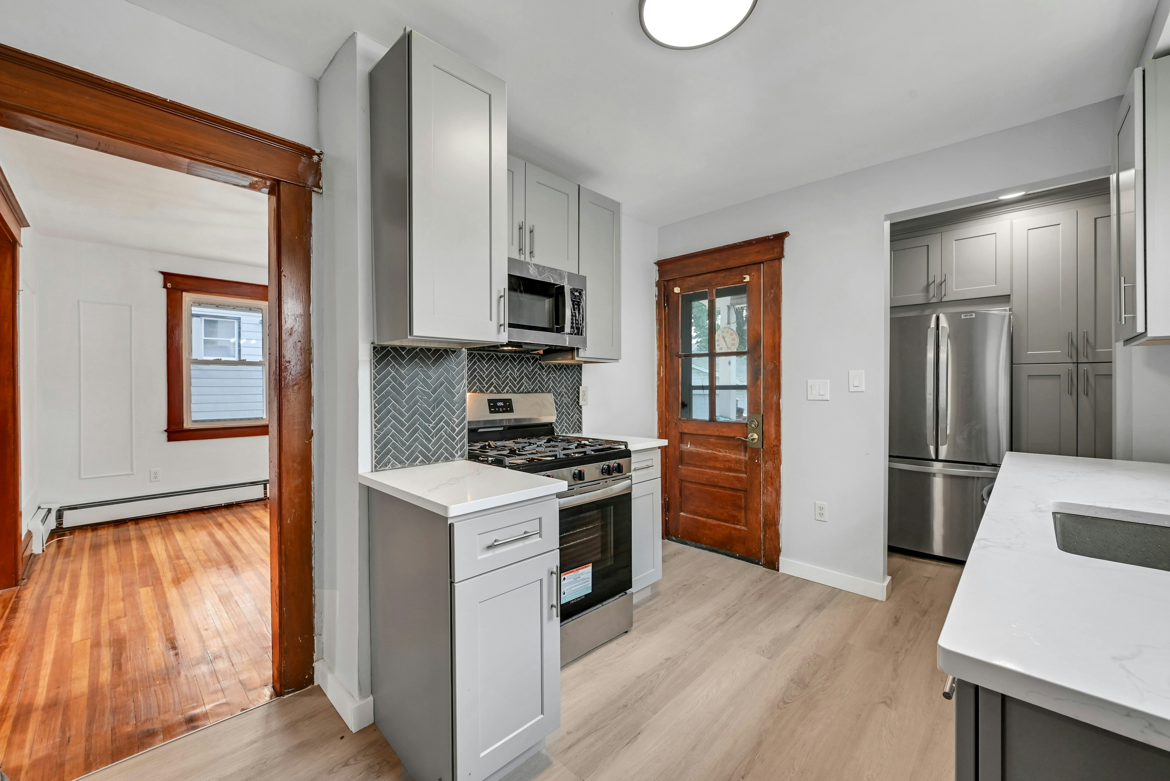 95 Magnolia Avenue 
