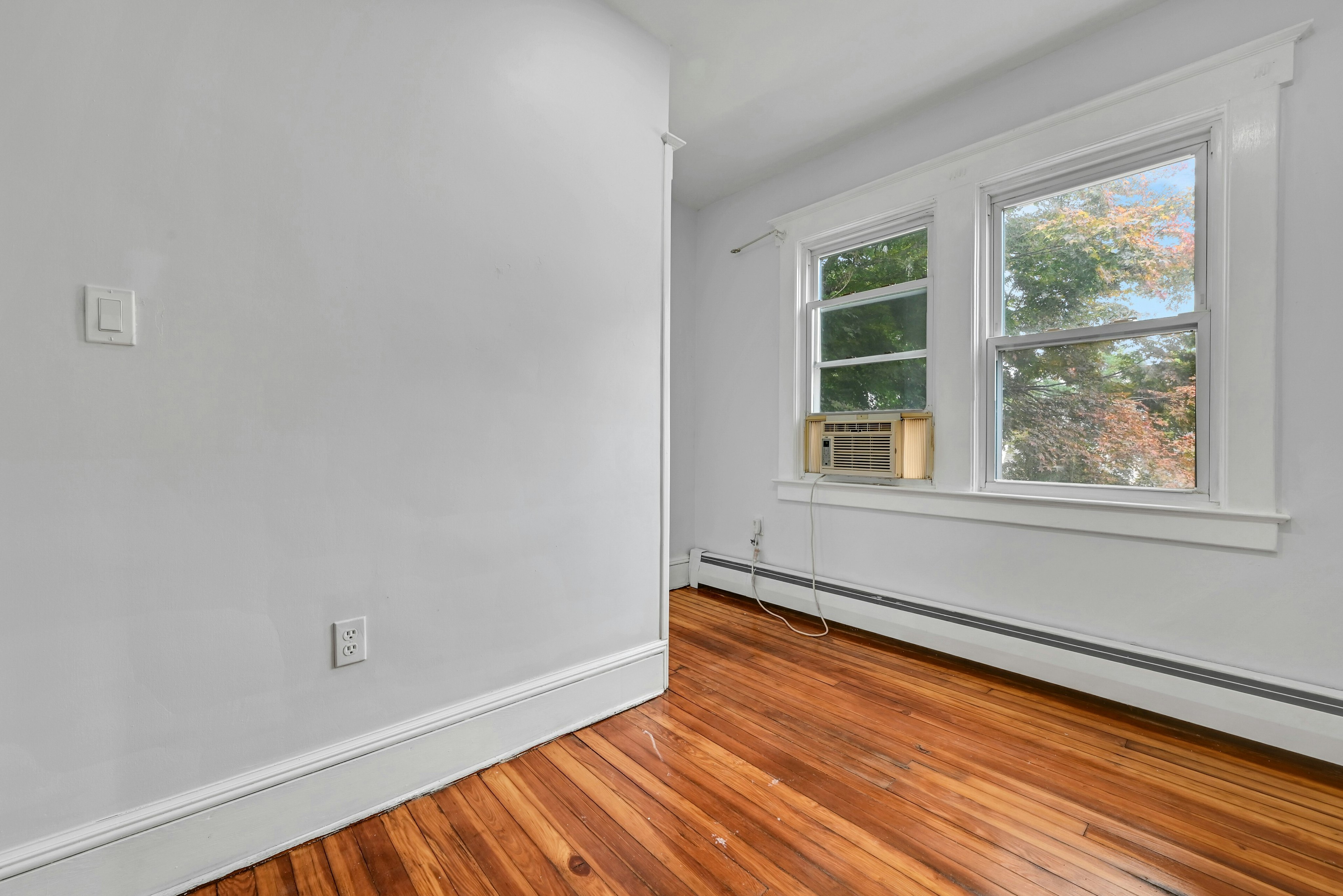 95 Magnolia Avenue 
