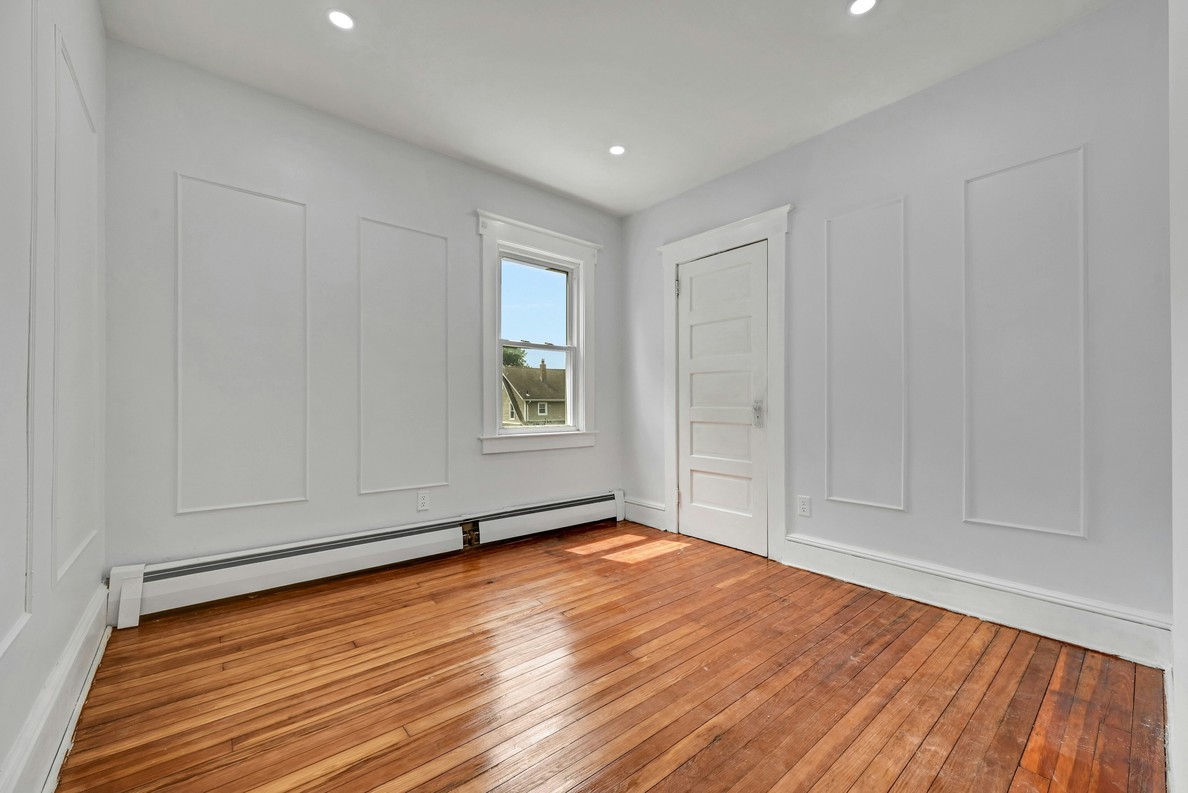 95 Magnolia Avenue 