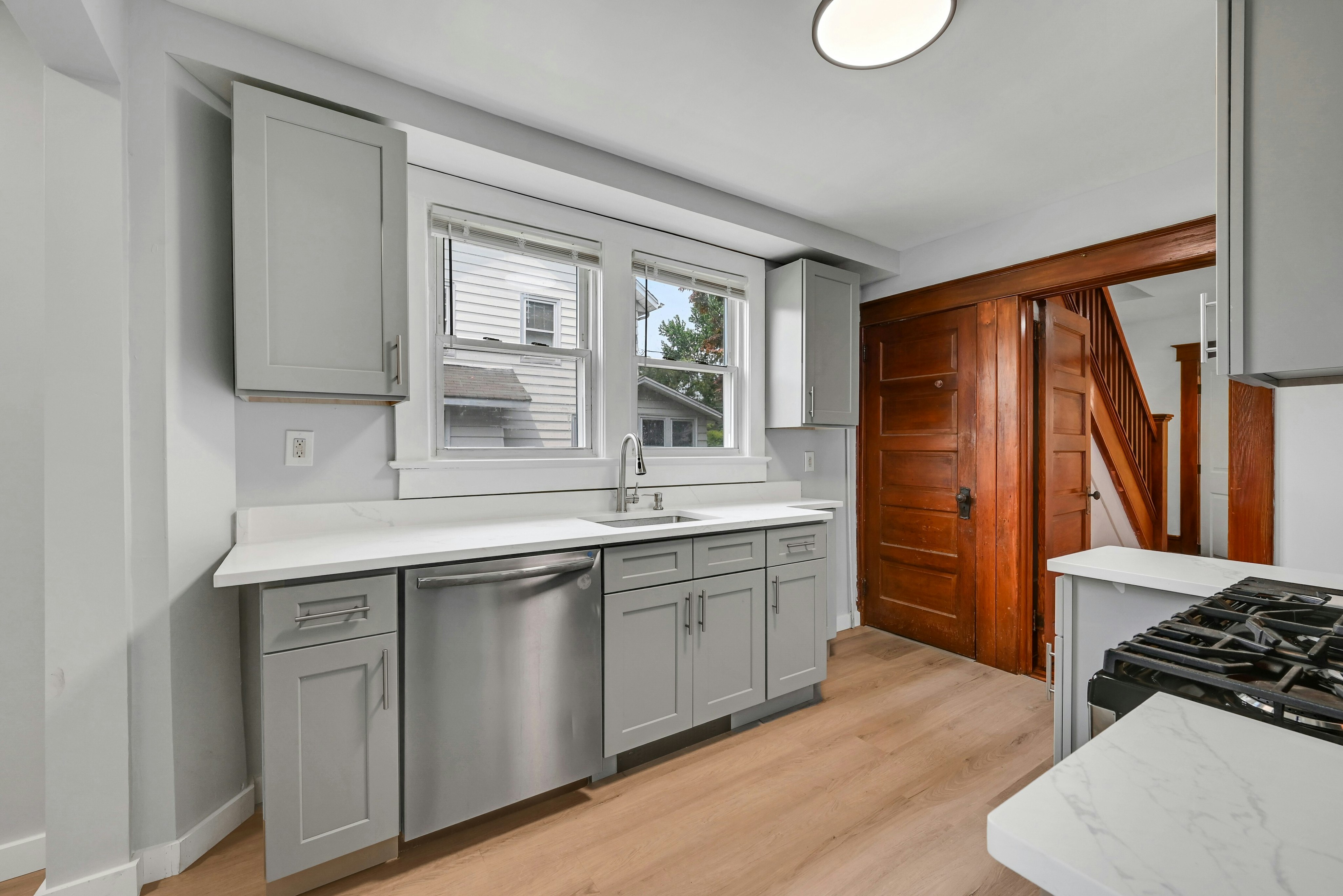 95 Magnolia Avenue 