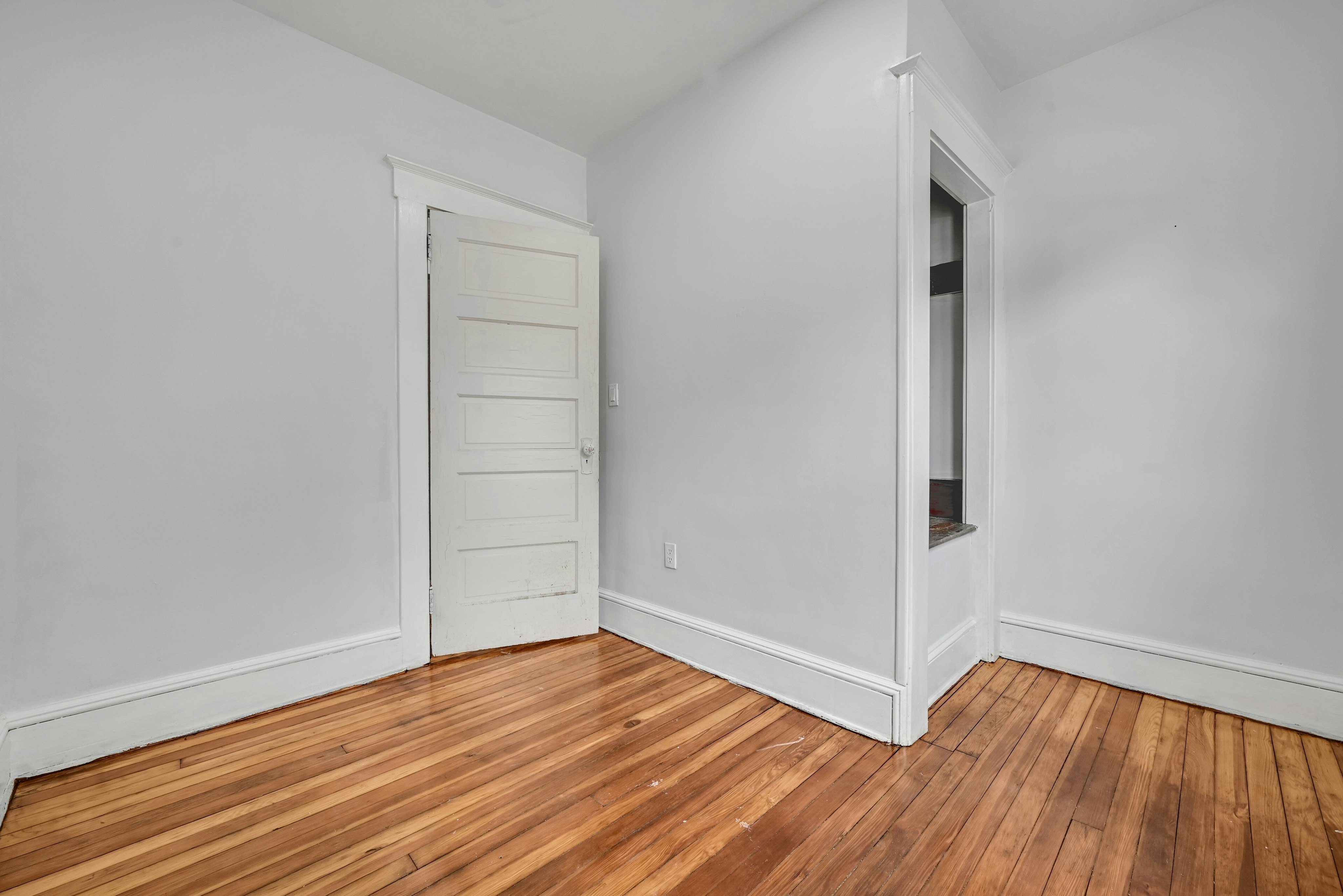 95 Magnolia Avenue 
