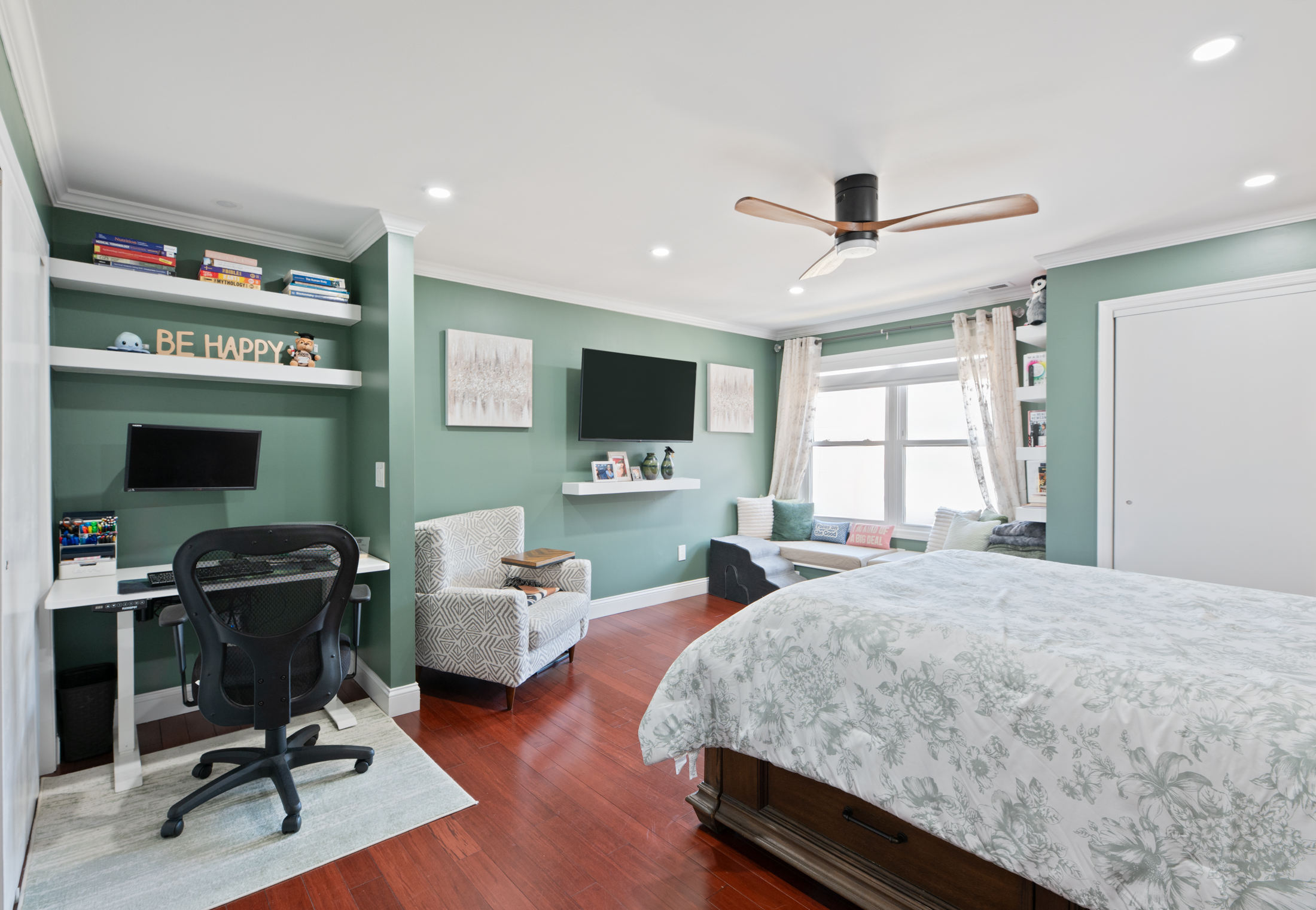 6501 Liberty Avenue 