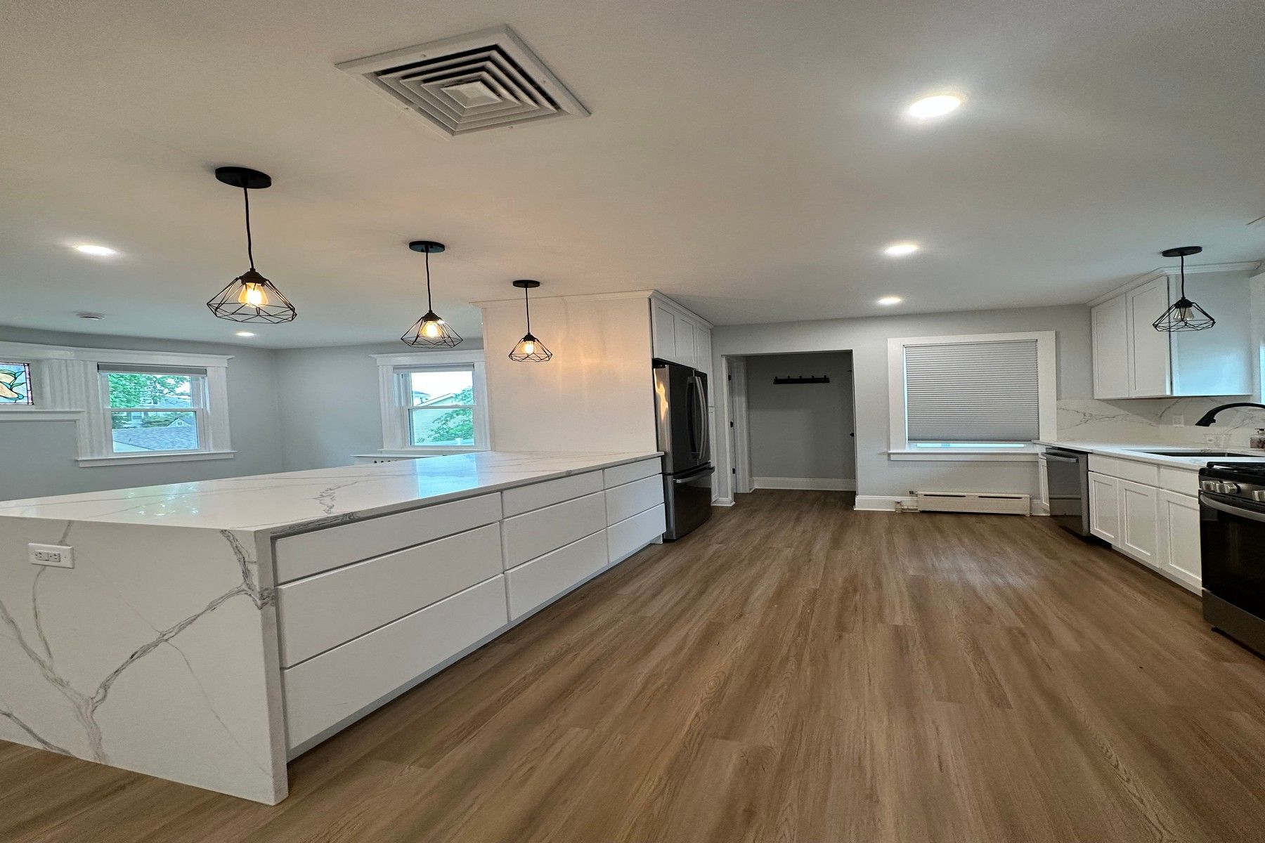30 Knox Ave 