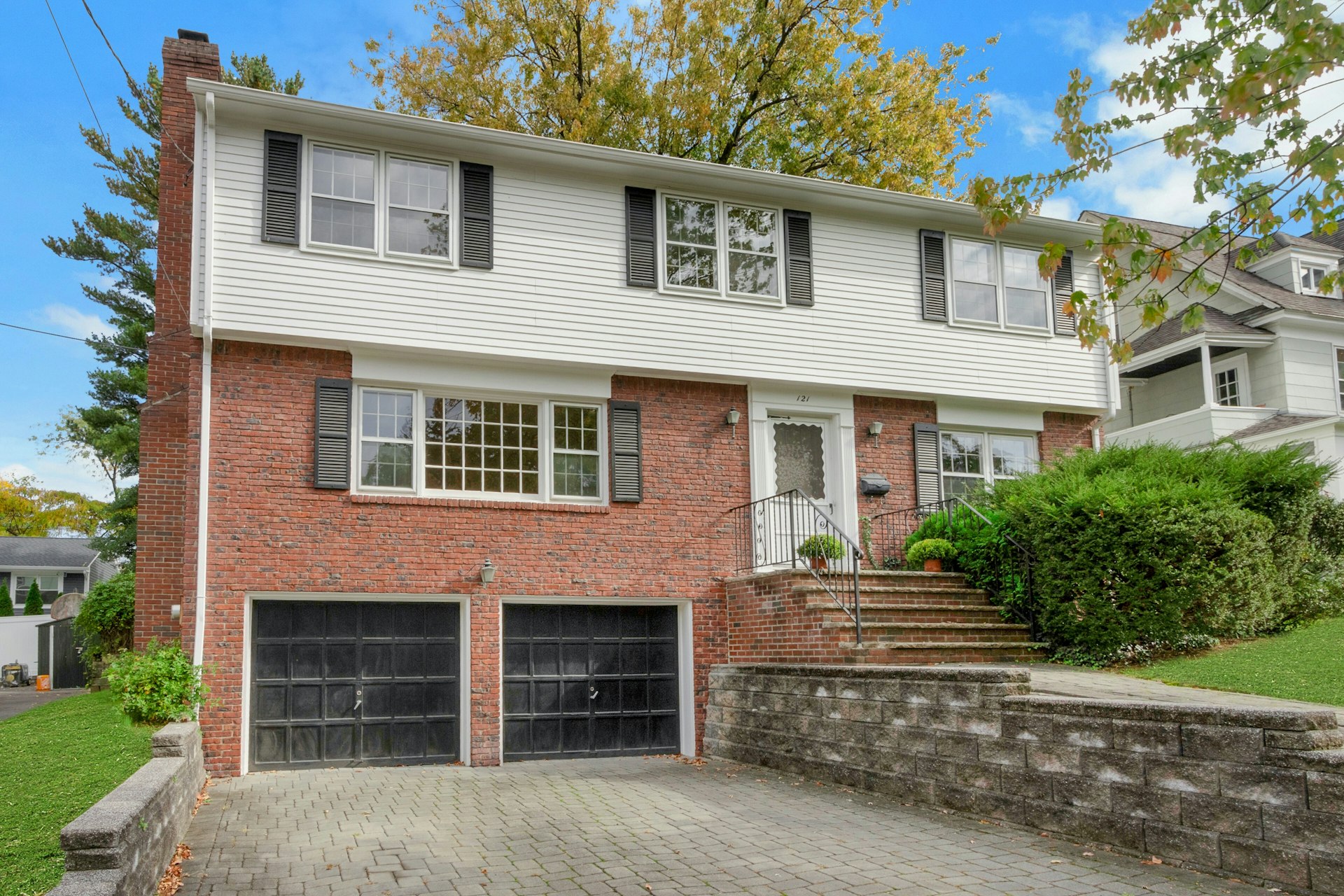 121 Christie Street 