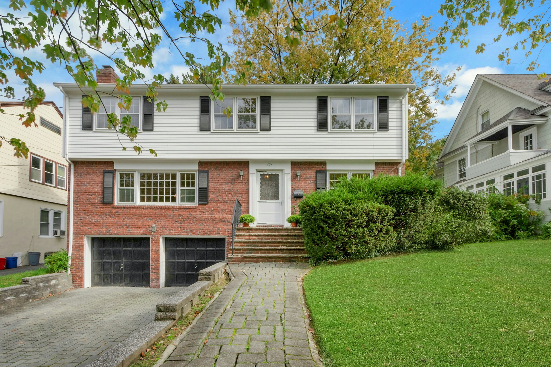 121 Christie Street 