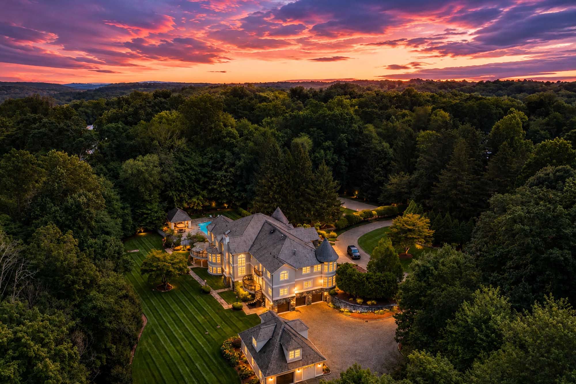 38 Bridle Way