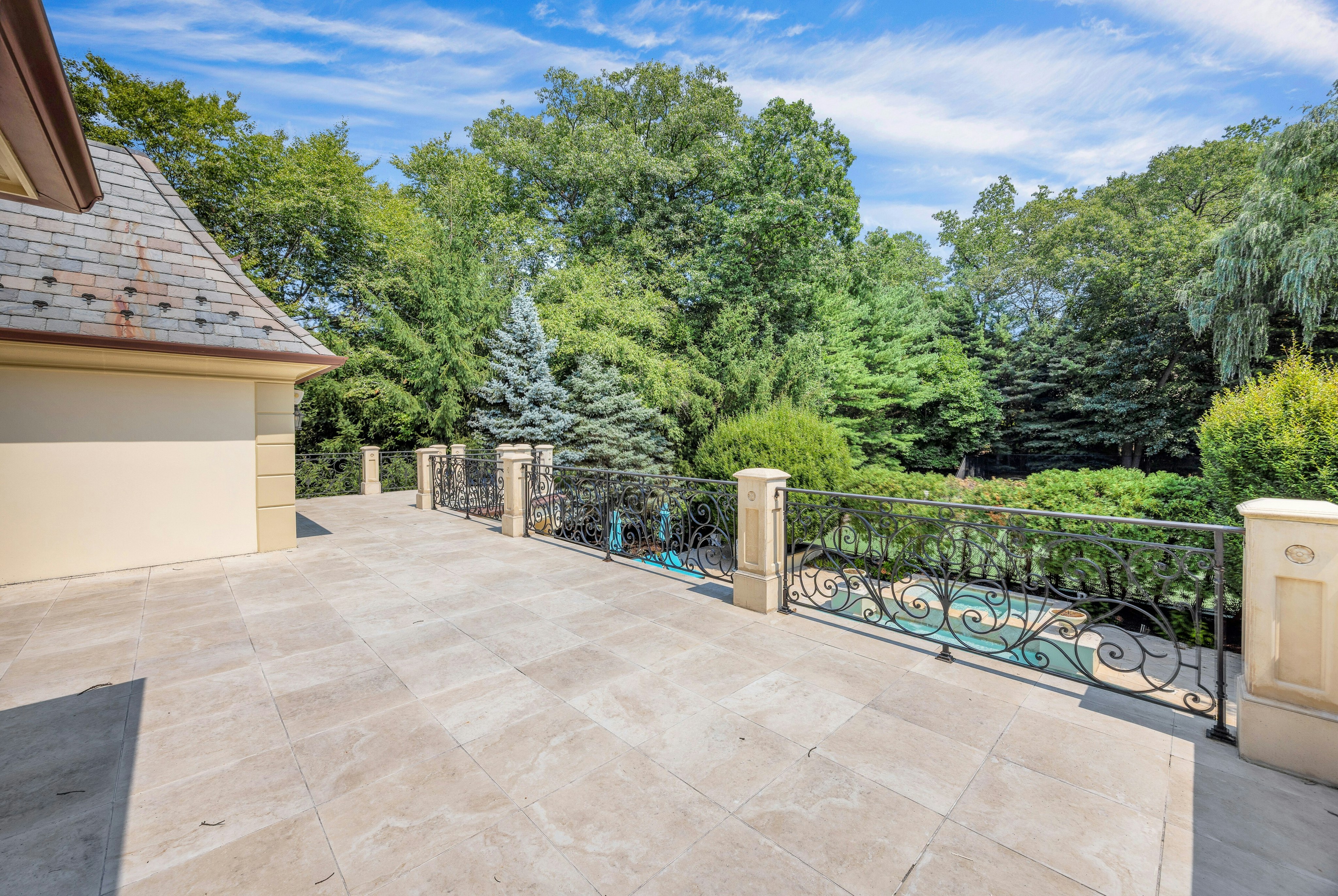 186 Hoover Drive 