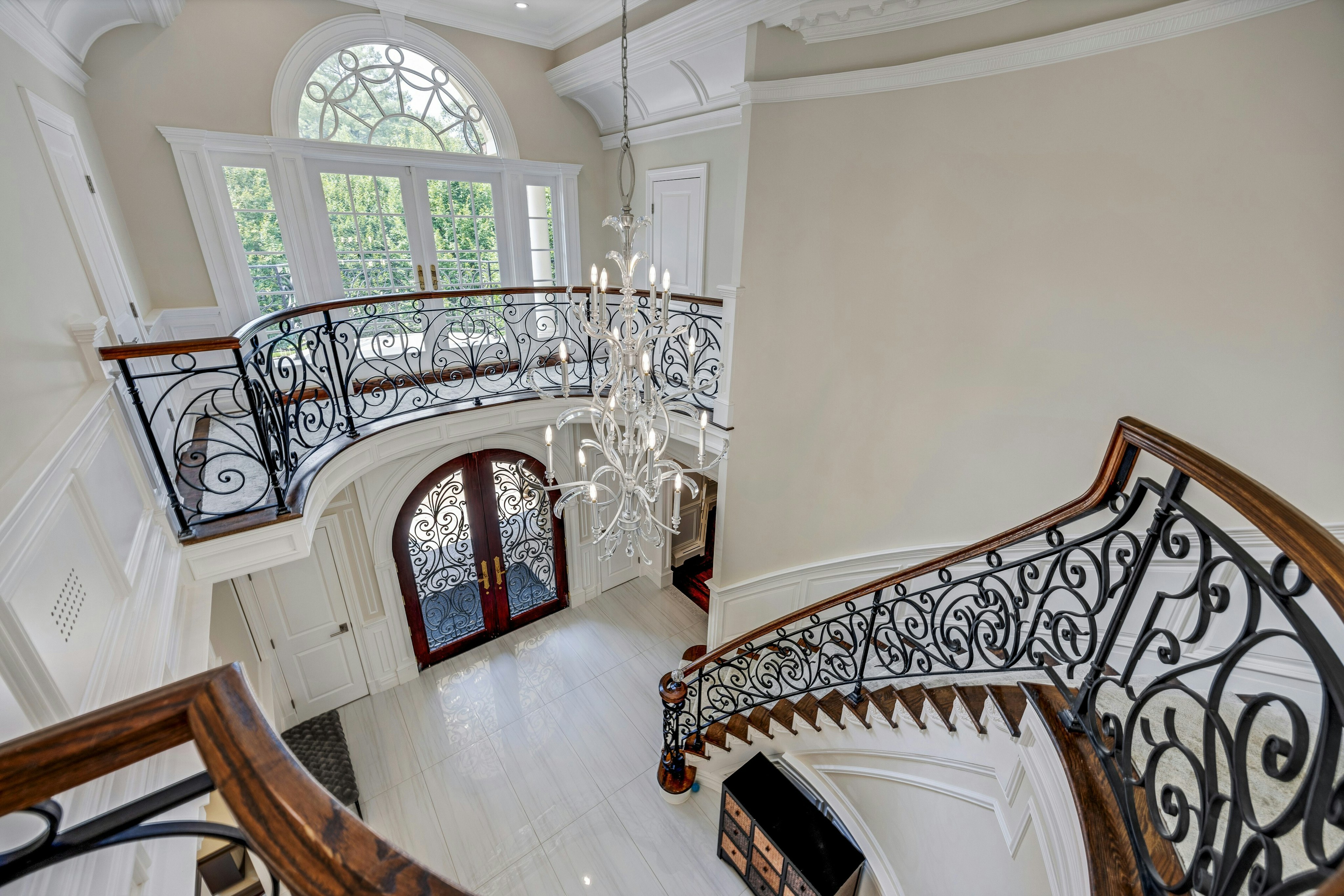 186 Hoover Drive 