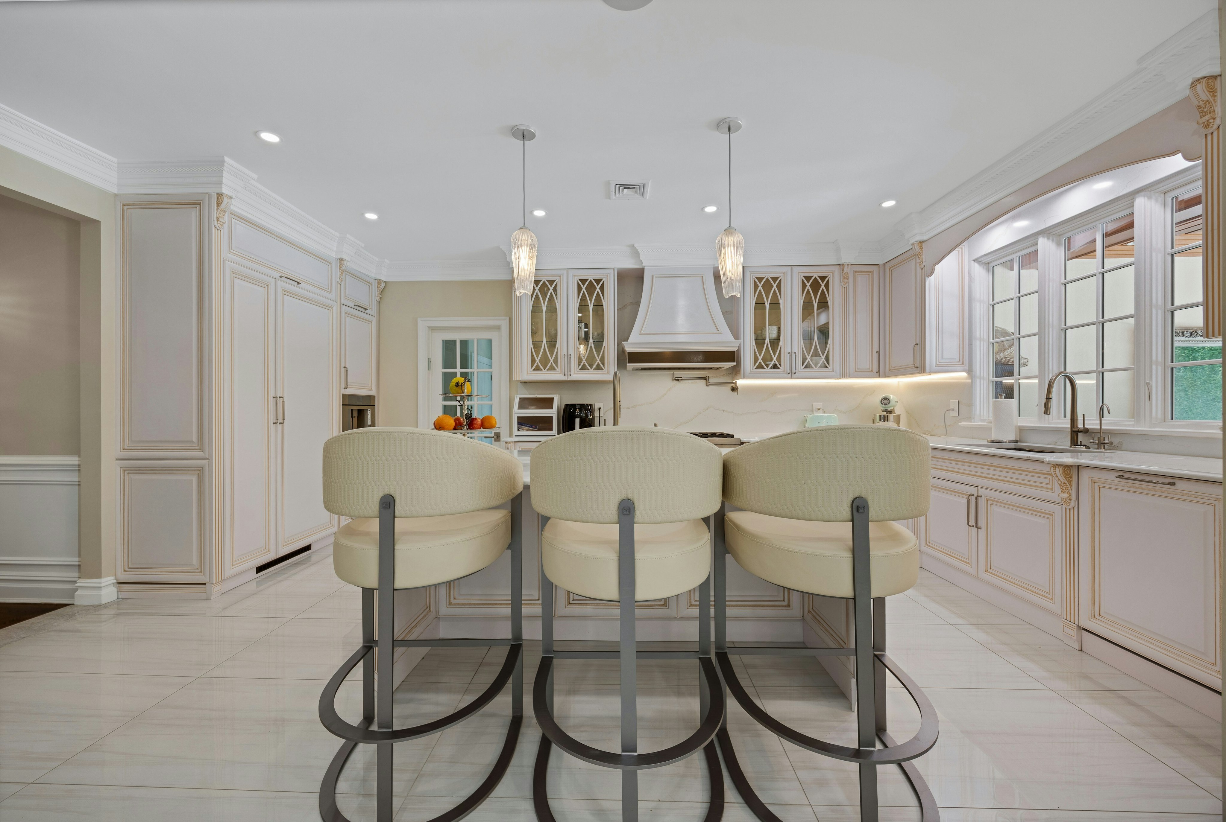 186 Hoover Drive 