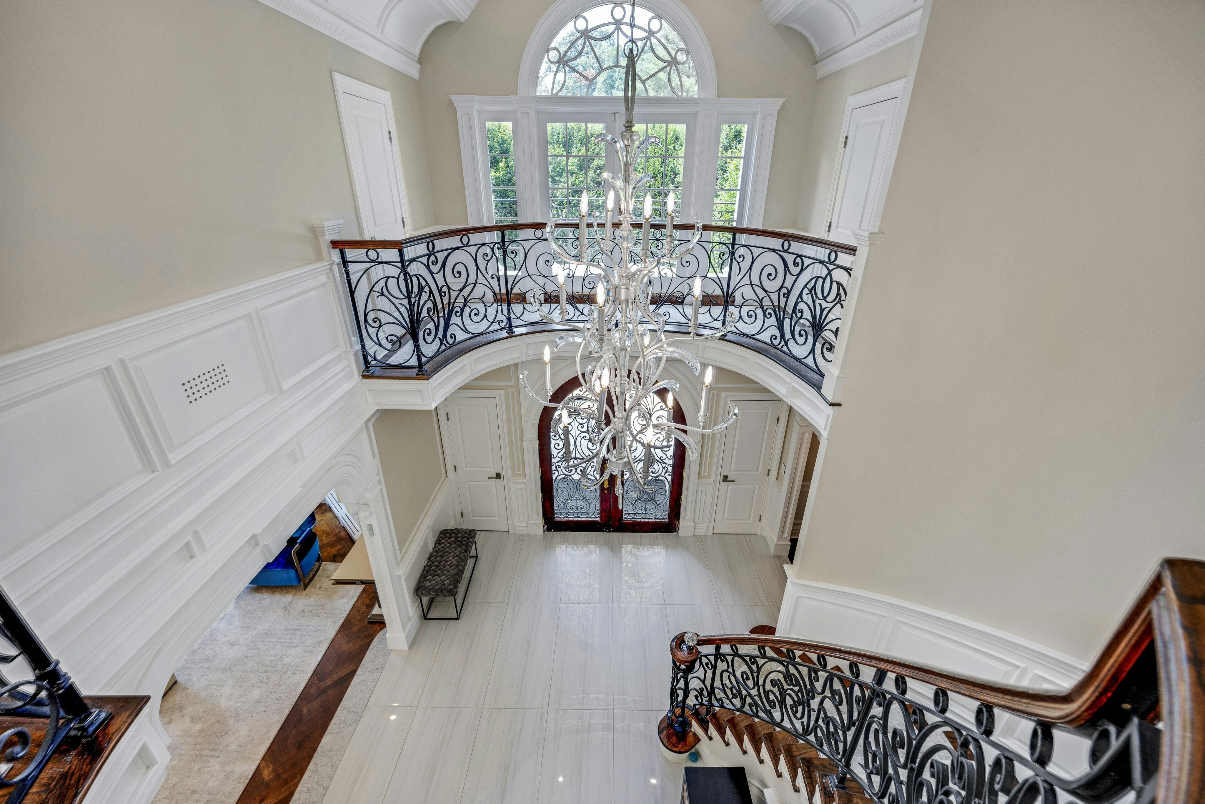 186 Hoover Drive 