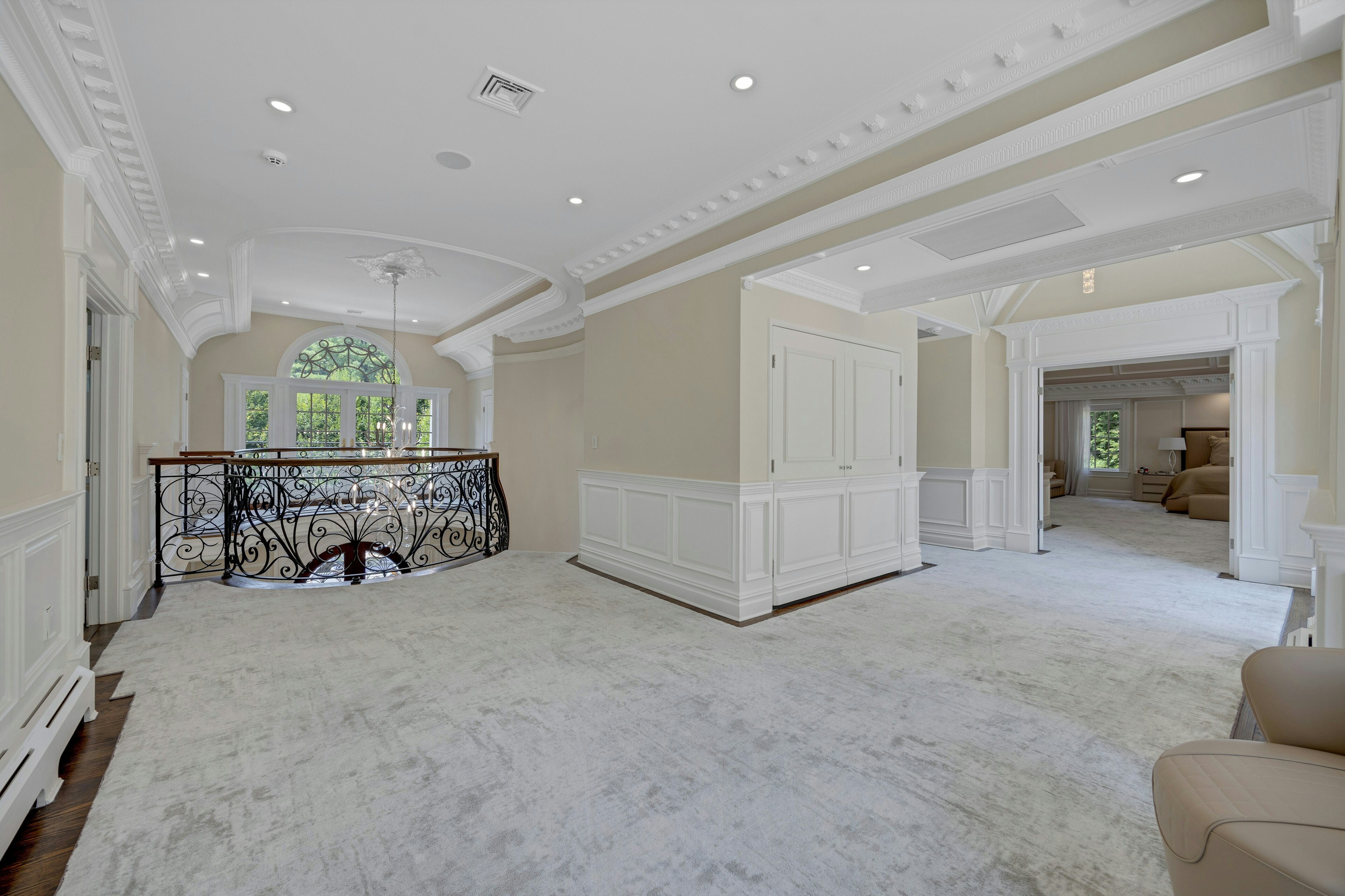 186 Hoover Drive 
